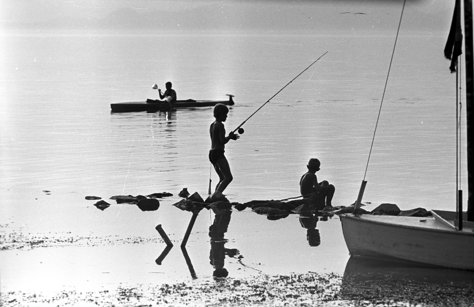 1967, Kriss Géza, fishing, shore, reflection, Fortepan #192915