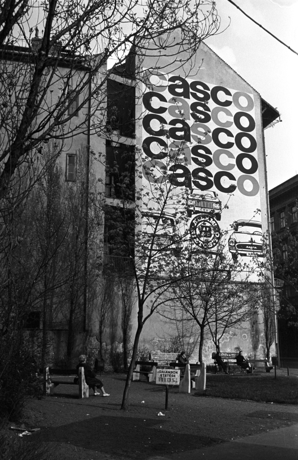 Hungary, Budapest VIII., Kálvin tér, jobbra a Baross utca., 1974, Kriss Géza, Budapest, ad, Fortepan #193230