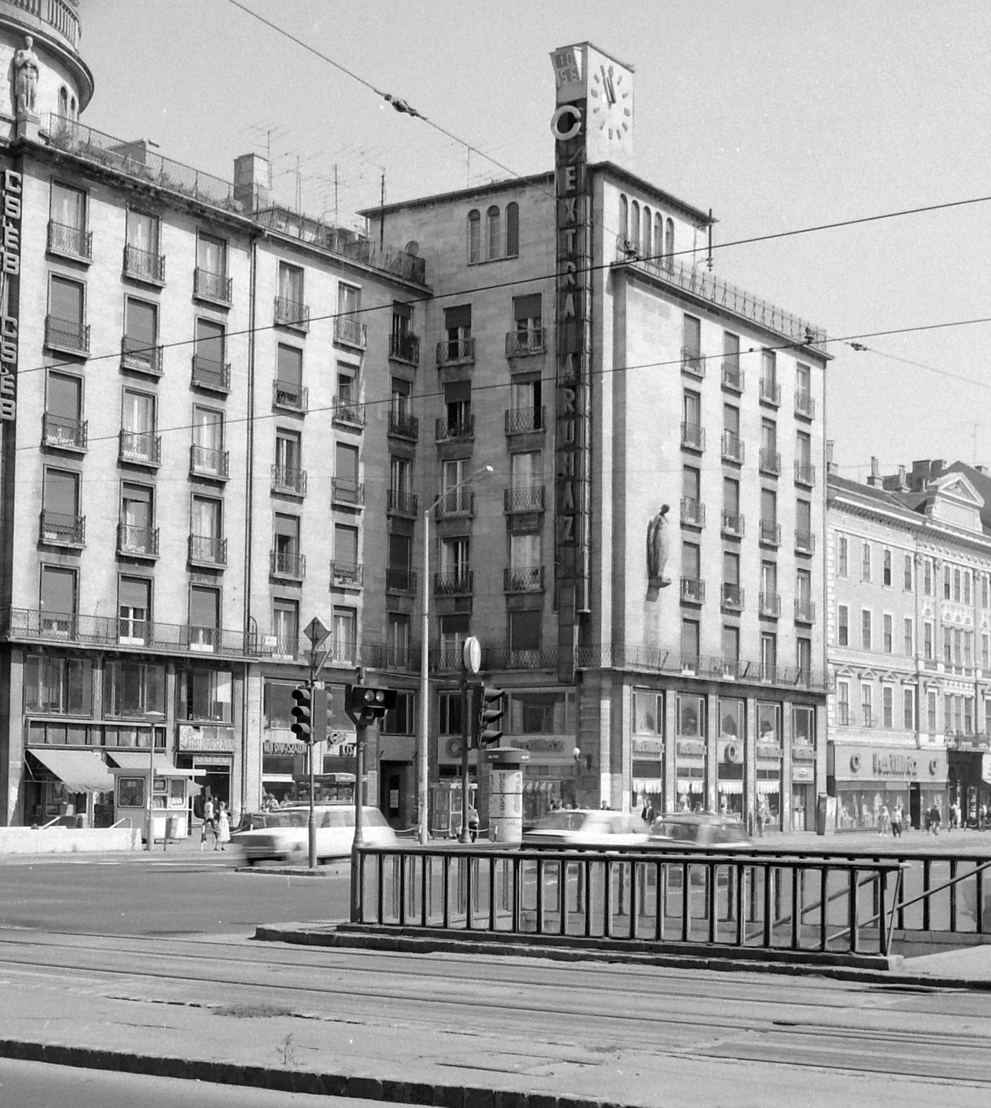 Hungary, Budapest VII., Astoria kereszteződés, Georgia bérpalota, Rákóczi út 4., 1983, Fortepan, Budapest, Dezső Hültl-design, Fortepan #19325