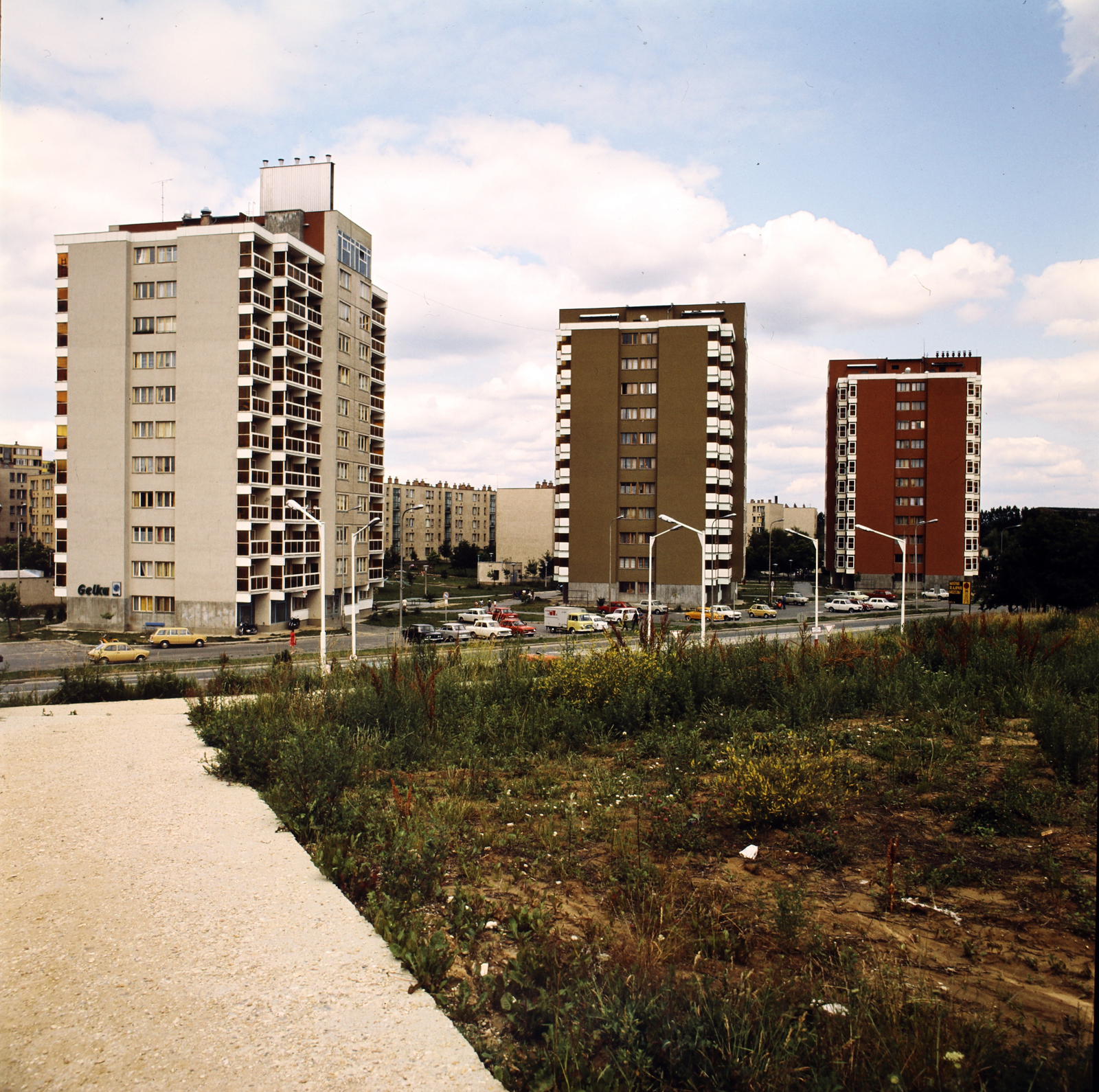 Magyarország, Zalaegerszeg, Göcseji út 53., 51. és 49. számú lakóházak., 1985, Gábor Viktor, Fortepan #193591