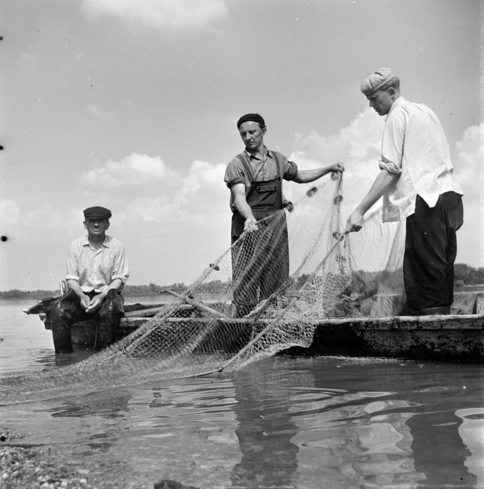 1961, Gábor Viktor, csónak, halászat, svájcisapka, Fortepan #193782