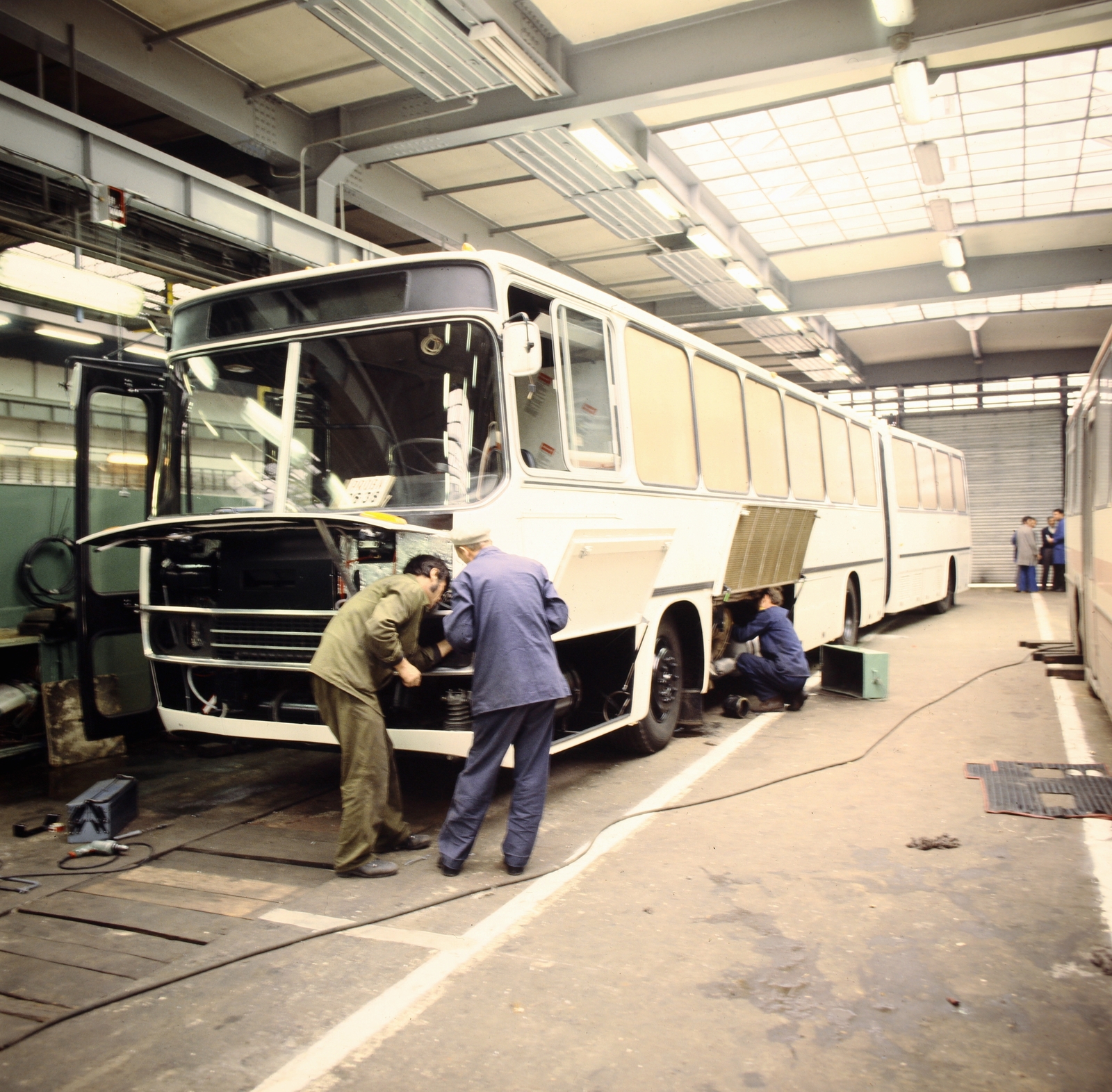 Hungary, Budapest XVI., Margit utca, az IKARUS mátyásföldi gyártelepe., 1980, Gábor Viktor, Budapest, colorful, bus, Fortepan #194085