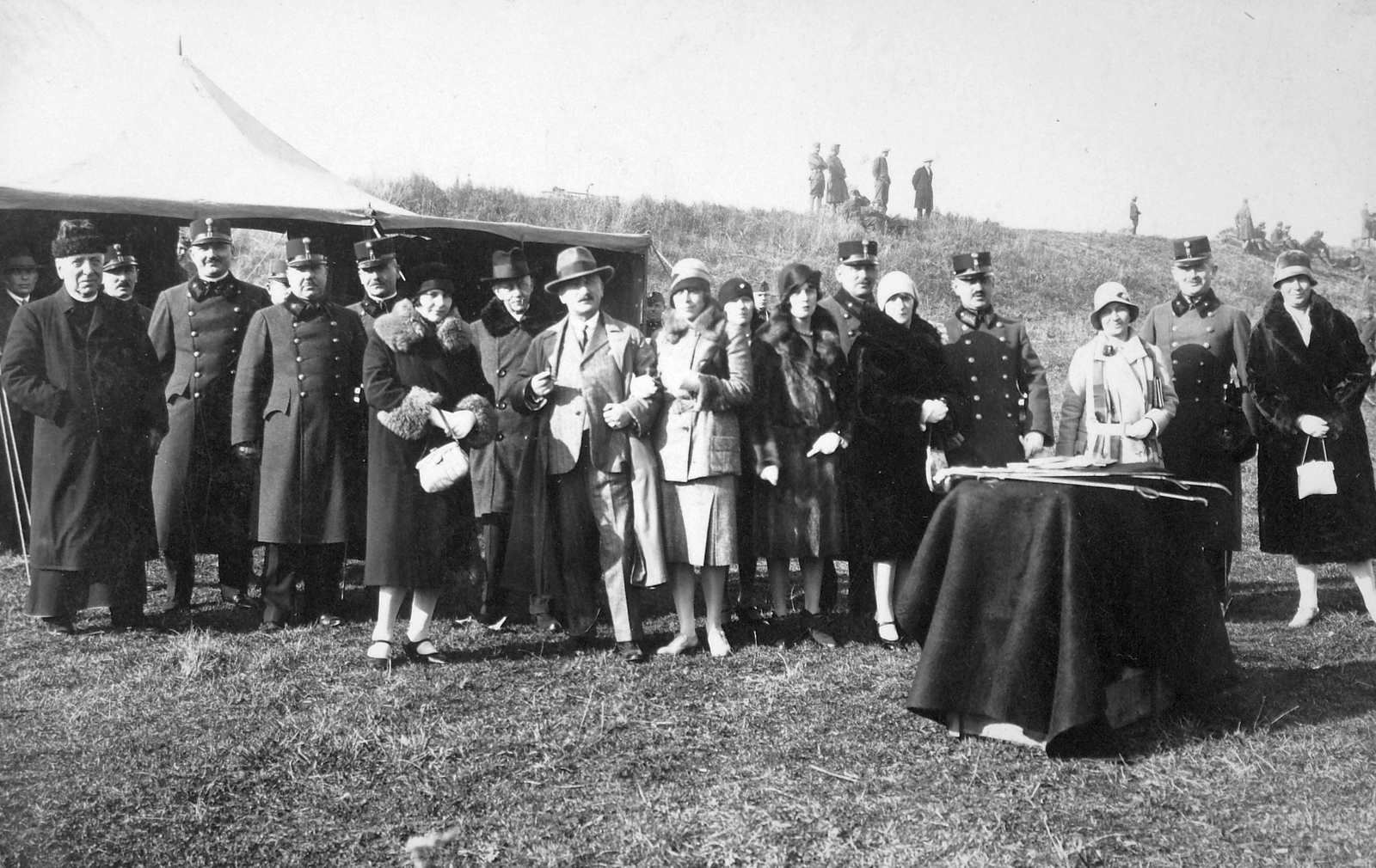 1920, Lencse Zoltán, uniform, women, men, tent, sword, Fortepan #19410