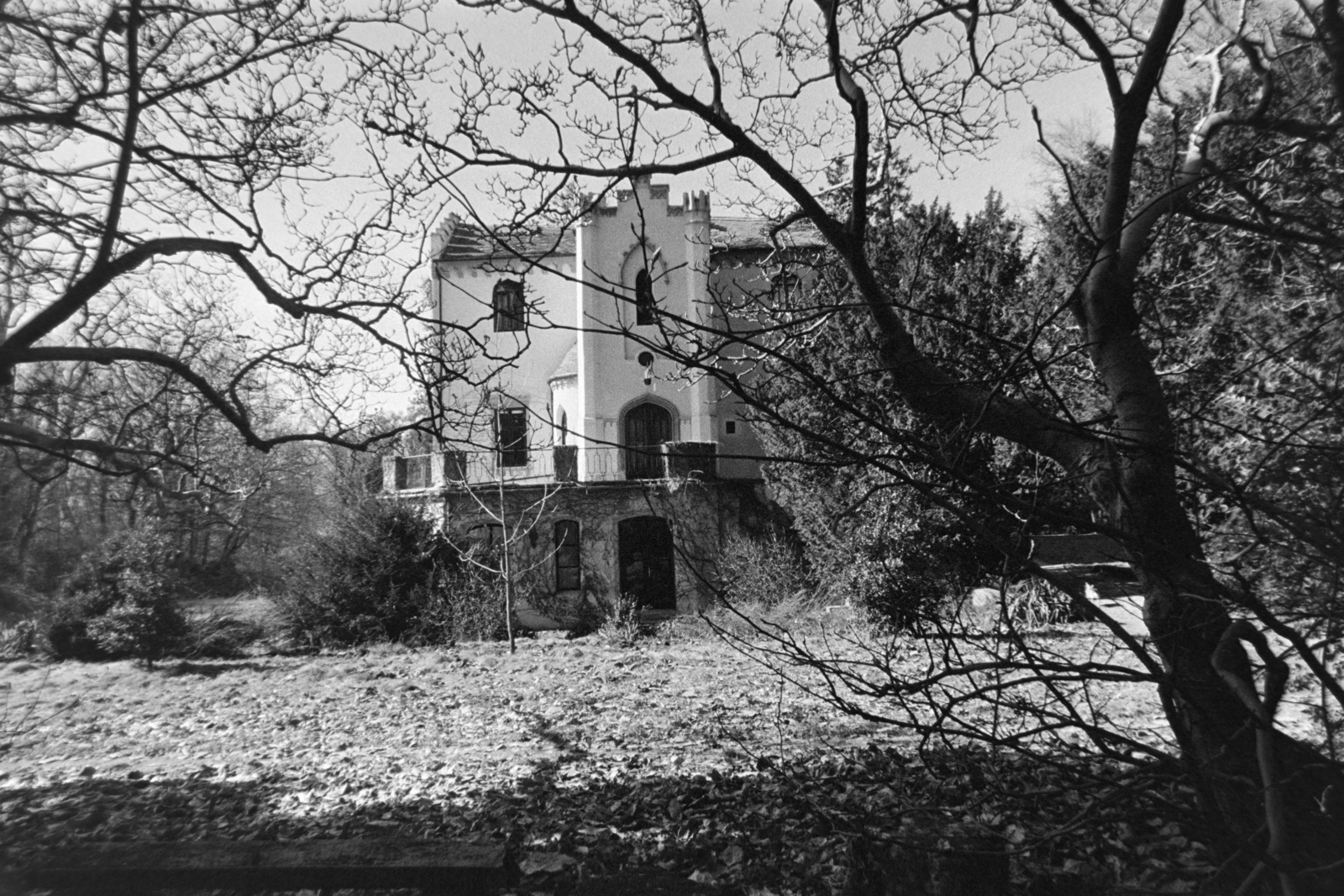 Hungary, Zsennye, Bezerédj-kastély, (később Zsennyei Alkotóház)., 1976, Gábor Viktor, Fortepan #194397