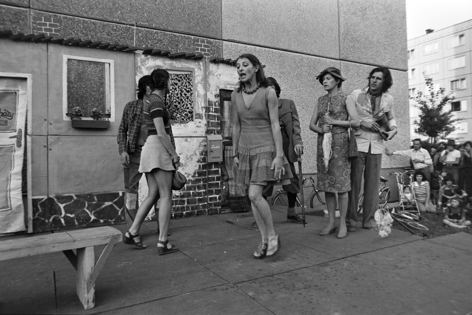 Hungary, Budapest XI., Allende park, a 25. Színház Tanyaszínháza, Moliére színmüvéből készült, Duda Gyuri elindul című előadása 1977. augusztus 17-én., 1977, Gábor Viktor, Budapest, Fortepan #194407