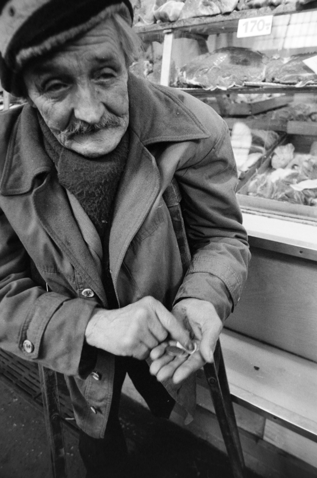 1989, Gábor Viktor, poverty, old person, Fortepan #194612