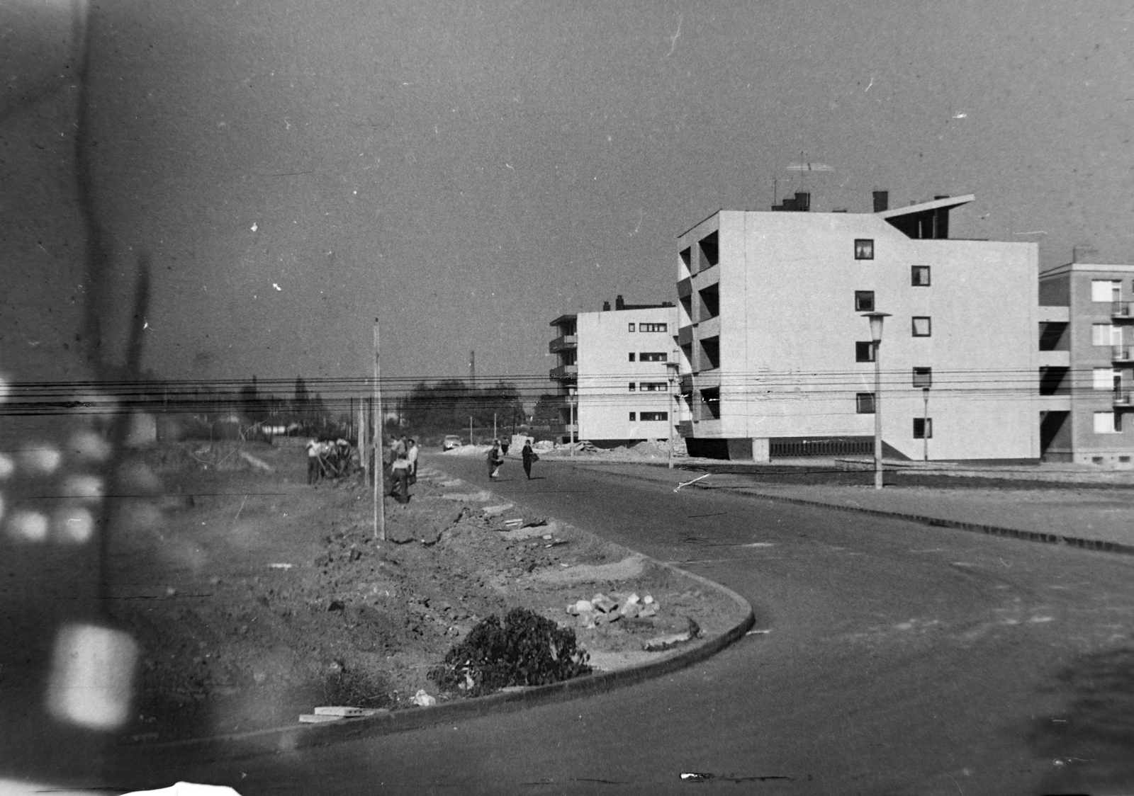 Magyarország, Óbuda, Budapest III., Kísérleti lakótelep, Bécsi út - Gyenes utca sarok., 1961, Gábor Viktor, Budapest, lakótelep, Fortepan #194673