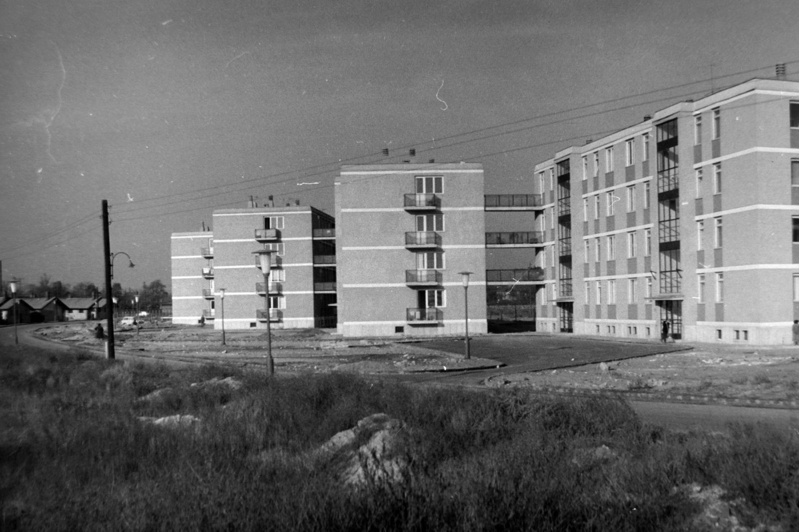 Hungary, Budapest IX., József Attila lakótelep, Dési Huber utca az Ifjúmunkás utca felől, az Üllői út irányába nézve., 1961, Gábor Viktor, Budapest, blocks, Fortepan #194679