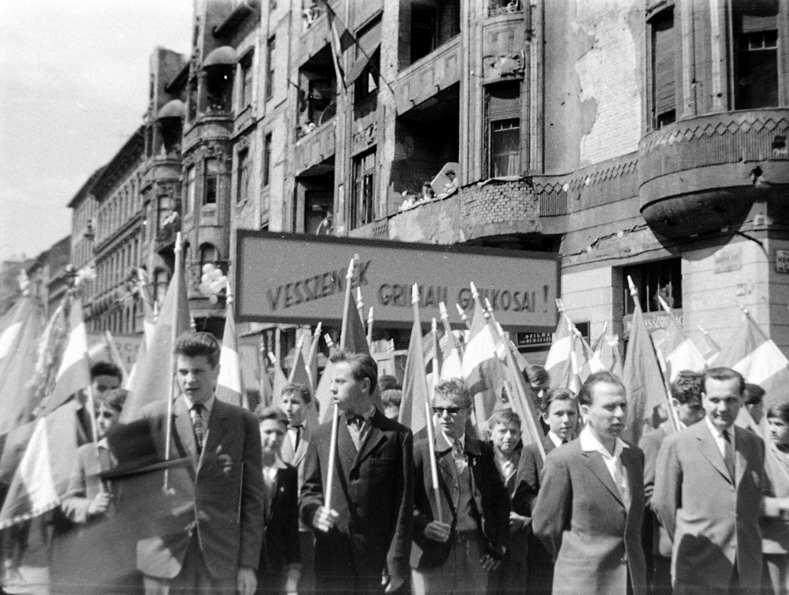 Magyarország, Budapest VII., István (Landler Jenő) utca - Hernád utca sarok., 1963, Fortepan, zászló, felvonulás, Budapest, Fortepan #195