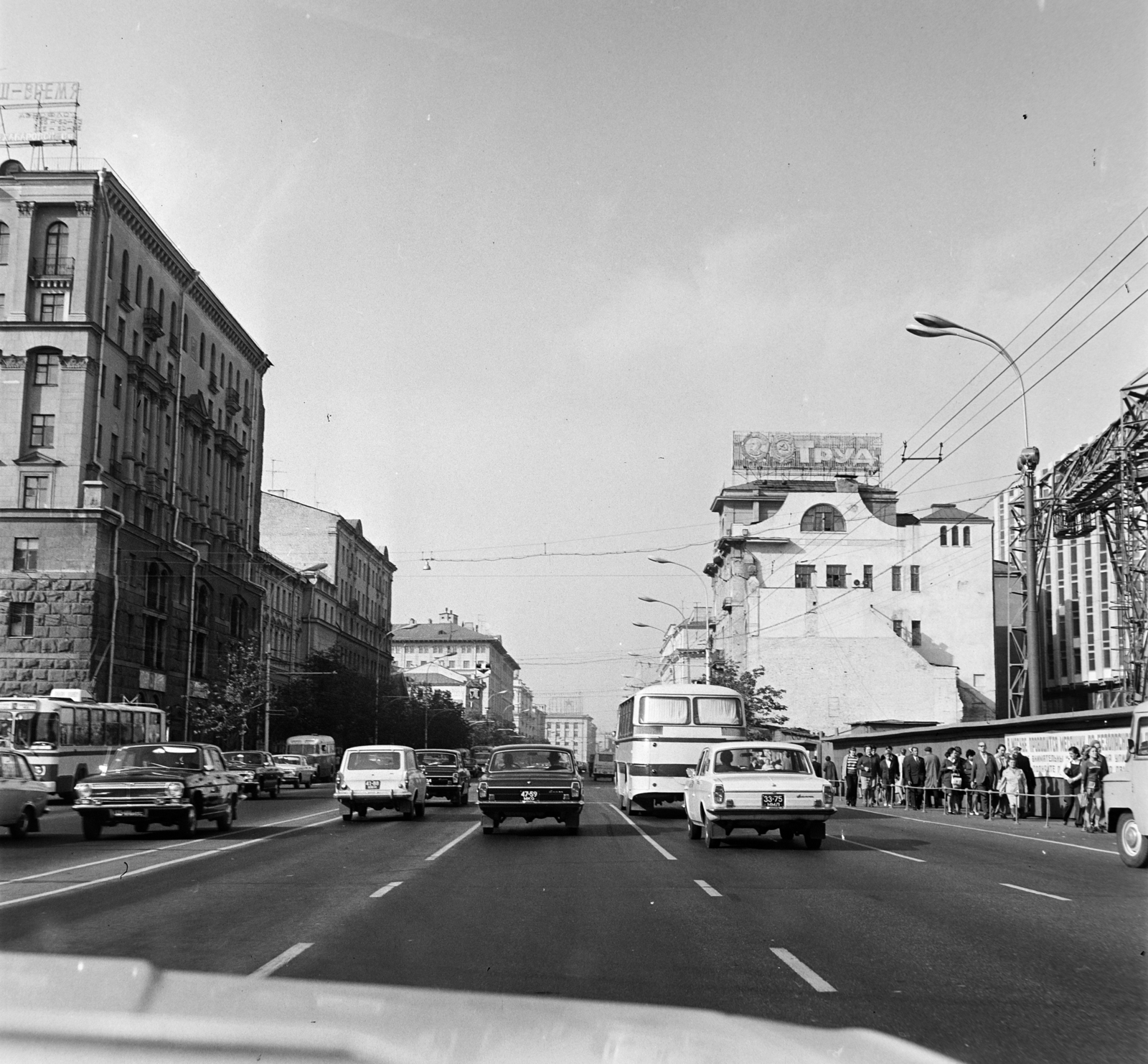 Russia, Moscow, Tverszkaja (Gorkij) utca a Puskin tértől a Mamonovszkij pereulok felé nézve., 1974, Bojár Sándor, Soviet Union, Fortepan #195055