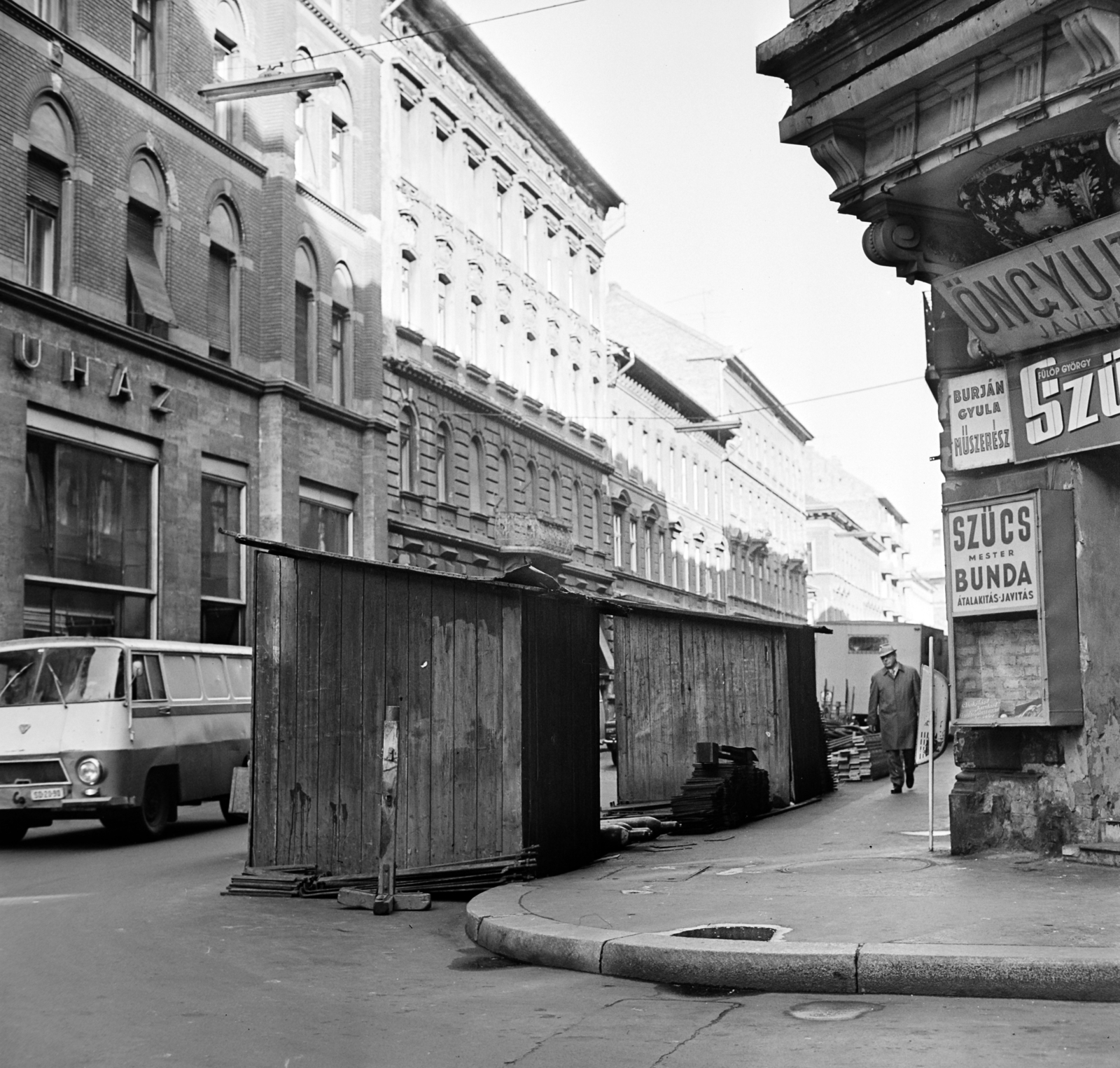 Hungary, Budapest VII., a Barcsay utca házsora az Osvát utcától a Hársfa utca felé nézve., 1973, Bojár Sándor, Budapest, Fortepan #195094