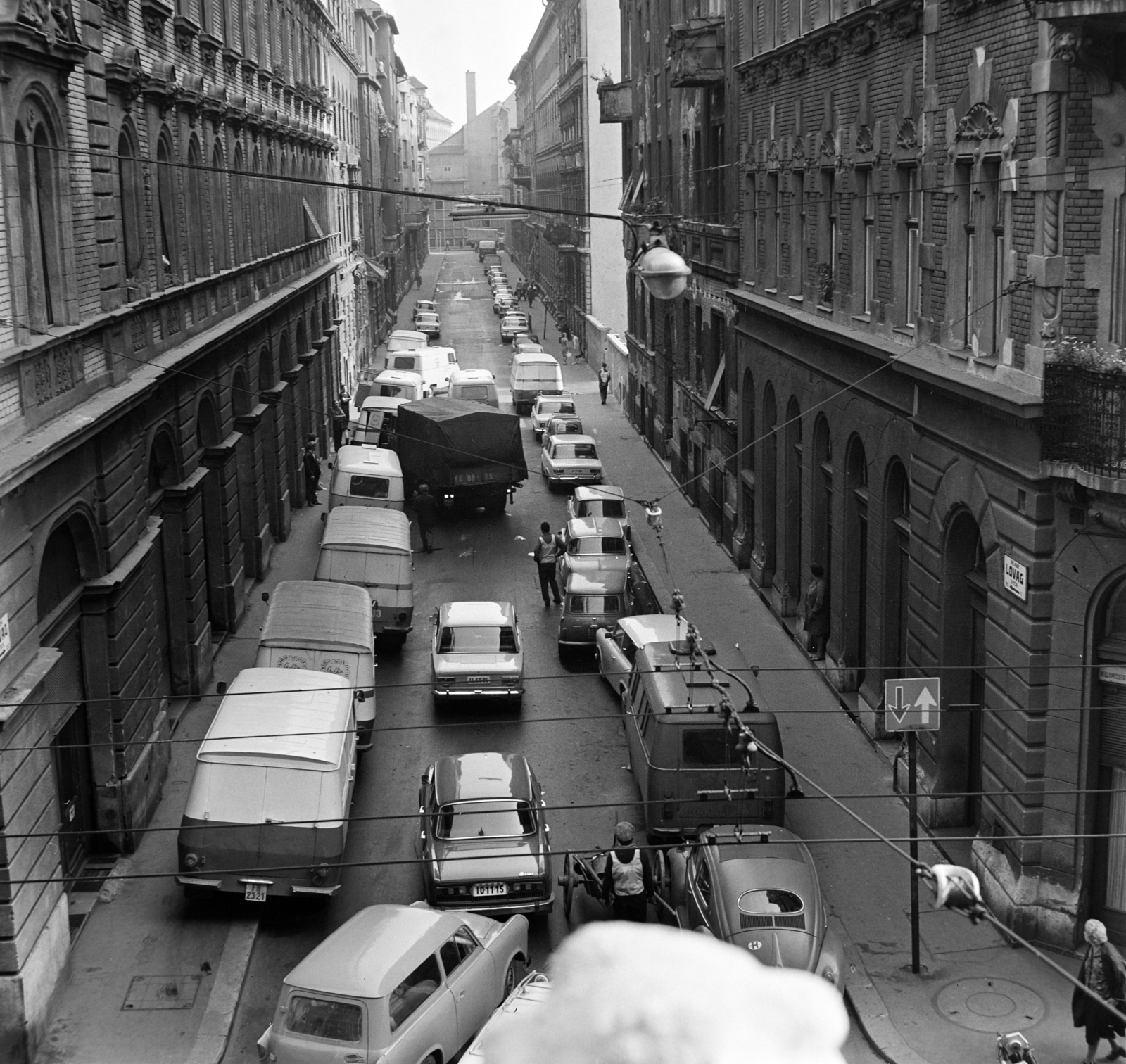 Hungary, Budapest VI., Lovag utca a Nagymező utca felől a Jókai utca felé nézve., 1972, Bojár Sándor, Budapest, Fortepan #195103