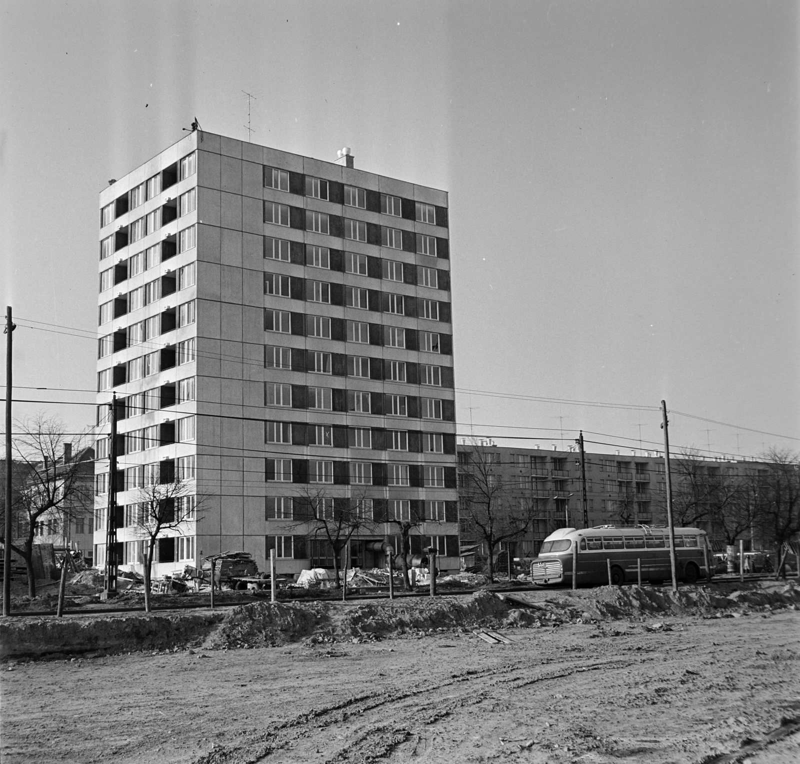 Hungary, Budapest XXII., Budafok, Leányka utca, szemben a 11 számú ház, jobbra a háttérben az Anna (Pentz Károly) utca., 1972, Bojár Sándor, Budapest, Fortepan #195302