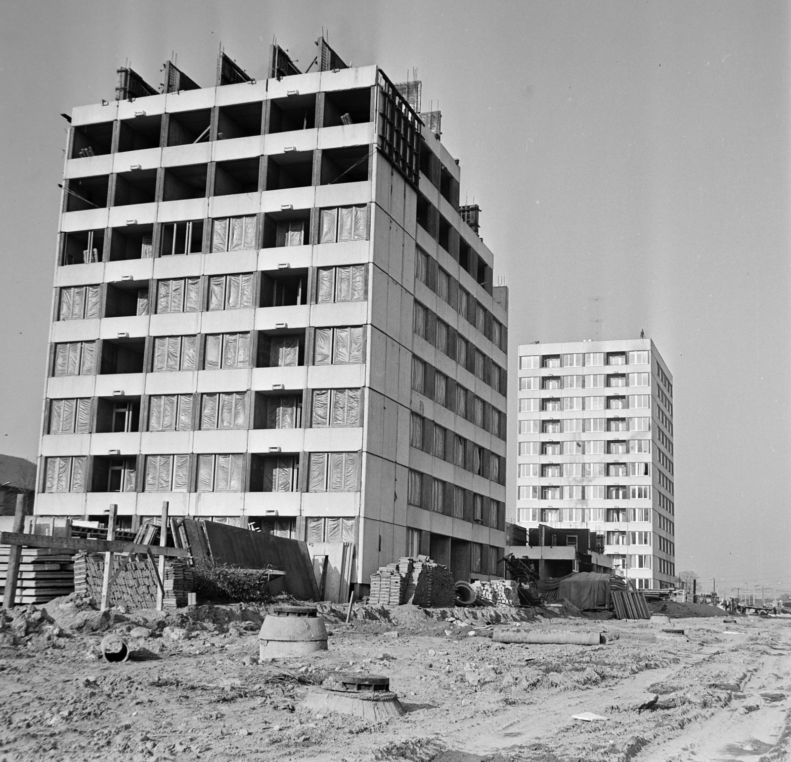 Hungary, Budapest XXII., Budafok, Leányka utca a Savoyai Jelnő (Budafoki) tér felől nézve., 1972, Bojár Sándor, construction, Budapest, Fortepan #195303