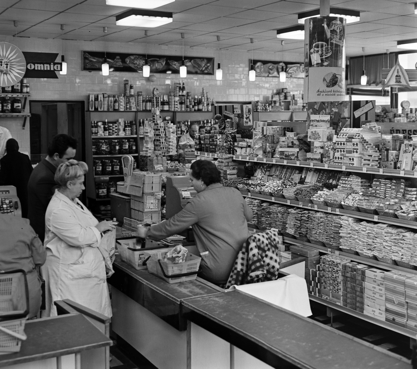 1972, Bojár Sándor, grocery store, Fortepan #195311