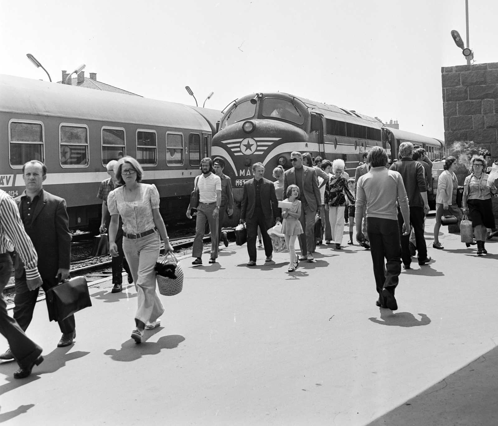Hungary, Budapest I., Déli pályaudvar., 1974, Bojár Sándor, Budapest, Fortepan #195317