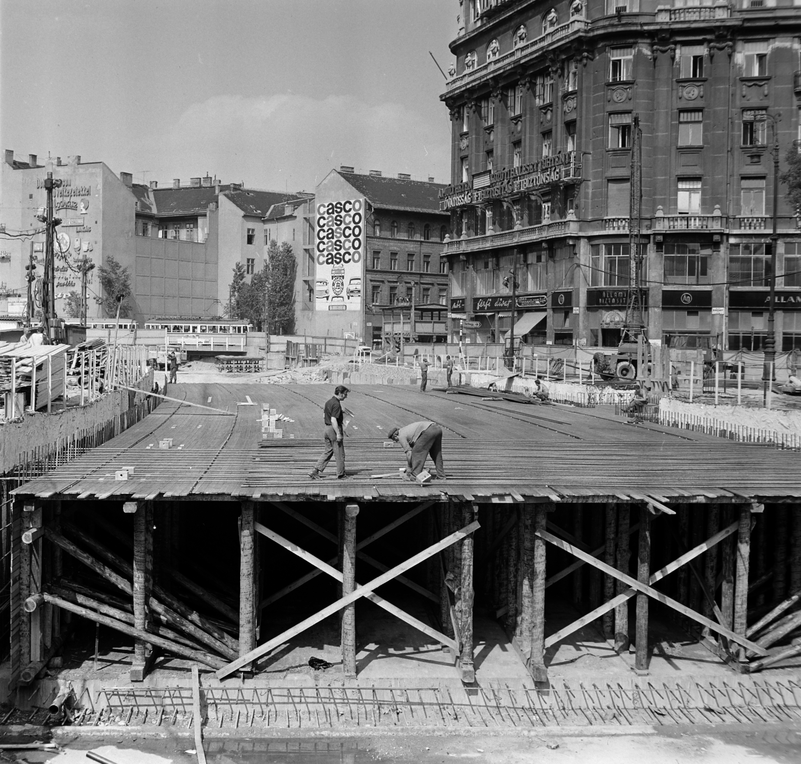 Hungary, Budapest VIII.,Budapest IX., Kálvin tér, az aluljáró építkezése., 1975, Bojár Sándor, Budapest, Fortepan #195362