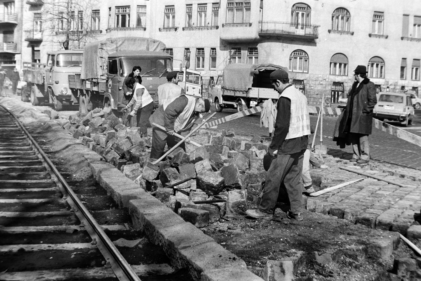 Hungary, Budapest II., Szilágyi Erzsébet fasor, jobbra a Káplár utca., 1979, Bojár Sándor, Budapest, Fortepan #195574