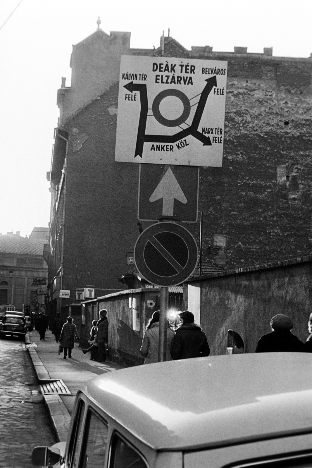 Magyarország, Budapest VI., Király (Majakovszkij) utca a Deák Ferenc tér felé nézve., 1975, Bojár Sándor, Budapest, Fortepan #195633