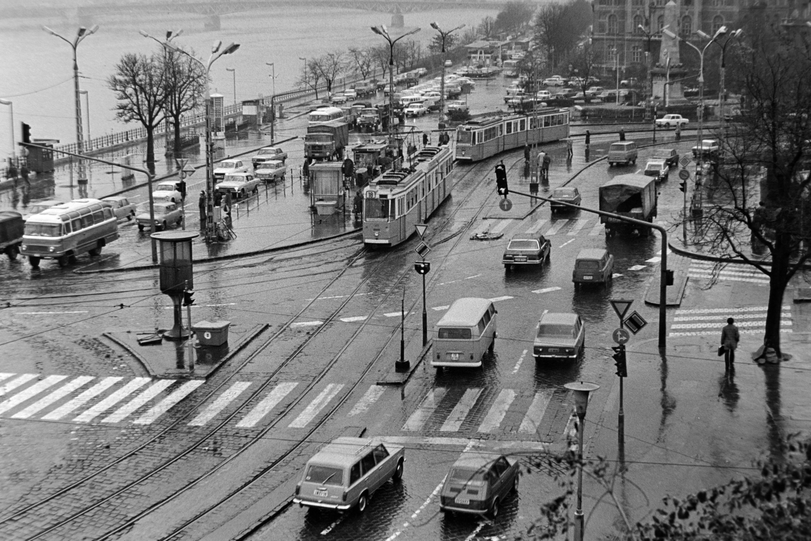 Hungary, Budapest XI., Szent Gellért tér., 1977, Bojár Sándor, Budapest, Fortepan #195748