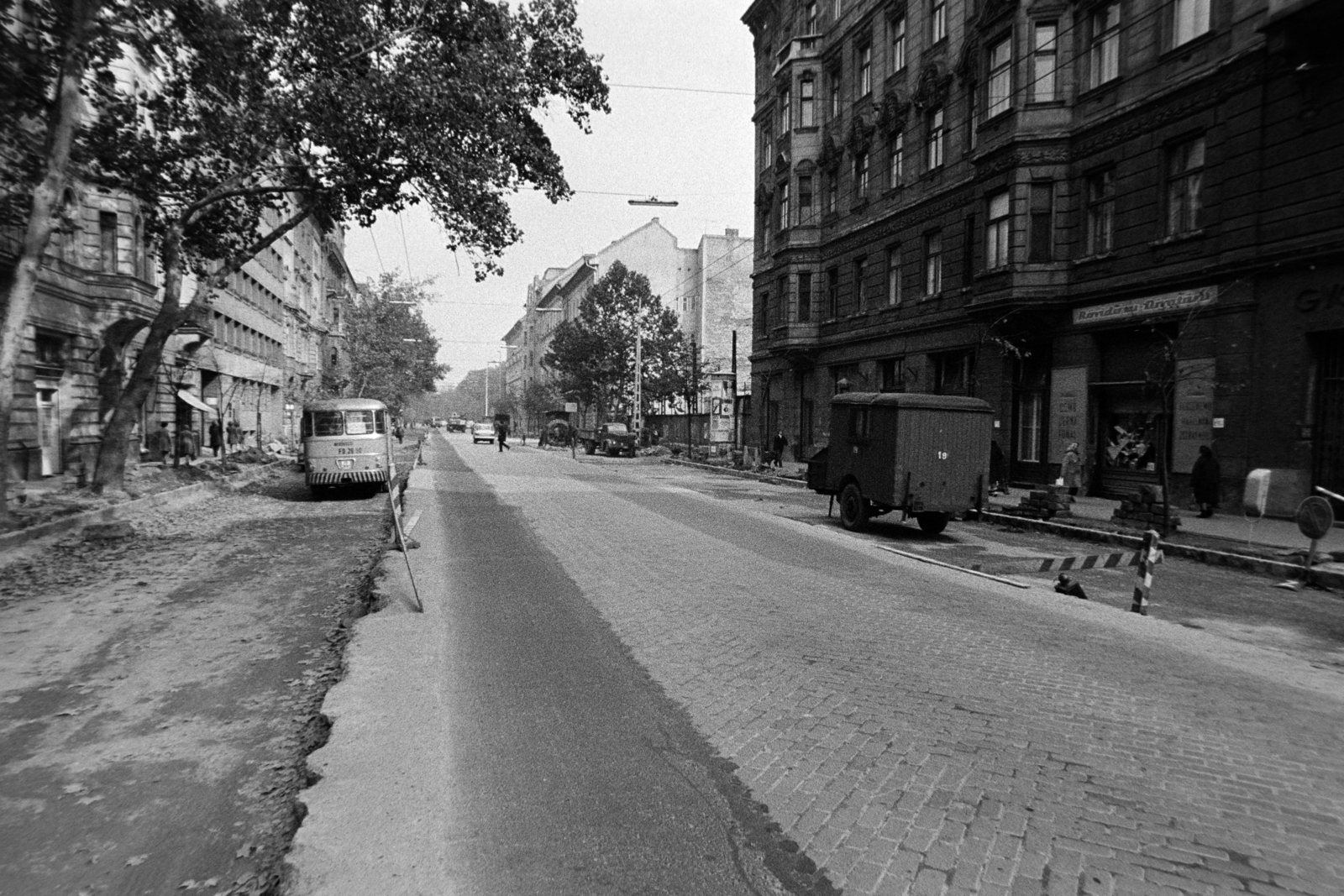 Hungary, Budapest VII., a Damjanich utca a Murányi utcától a Városliget felé nézve., 1975, Bojár Sándor, Budapest, Fortepan #195812