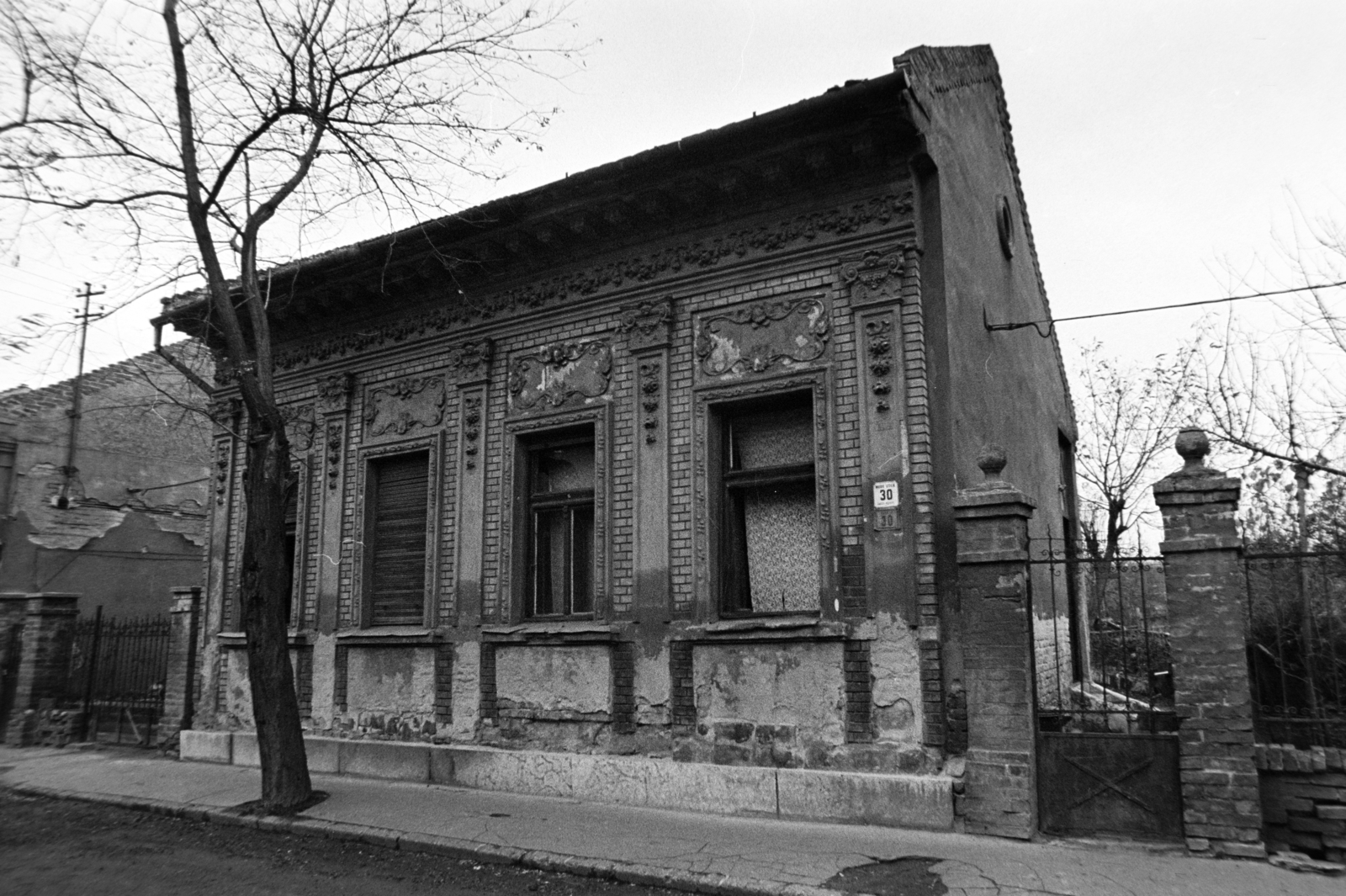 Hungary, Budapest XIX., Teleki (Marx) utca 30. Ma a Kispesti lakótelep van a helyén., 1977, Bojár Sándor, Budapest, Fortepan #195815