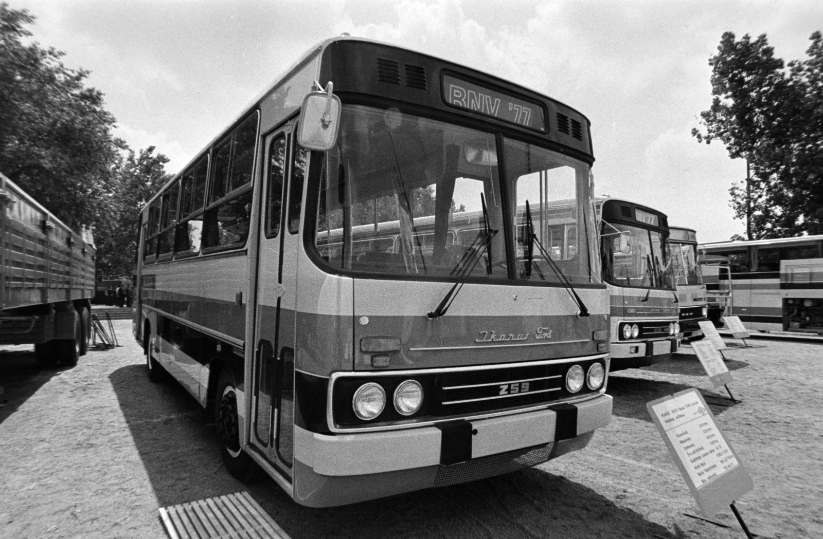 Magyarország, Budapesti Nemzetközi Vásár, Budapest X., Albertirsai (Dobi István) úti vásárterület., 1977, Bojár Sándor, Budapest, Fortepan #195949