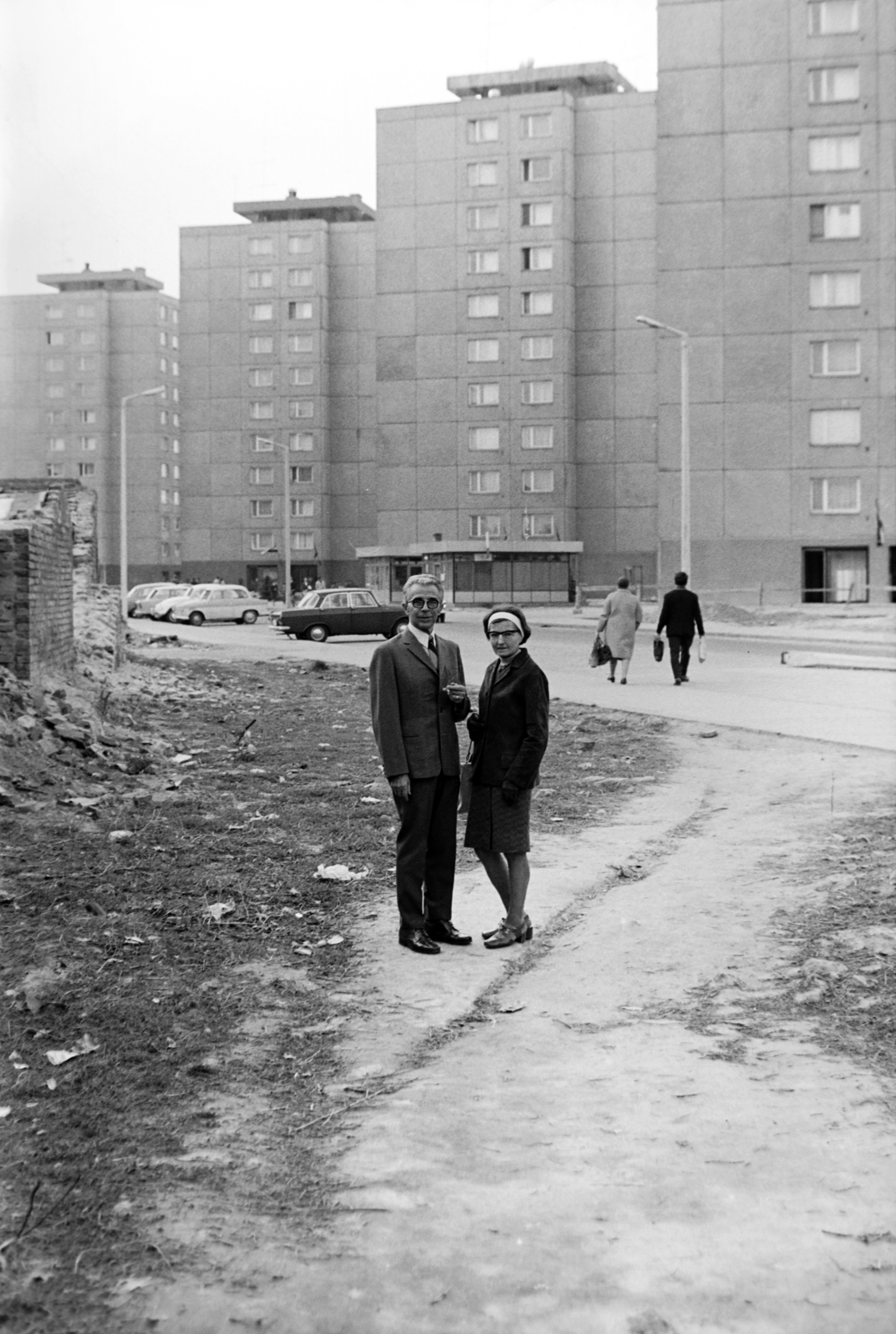 Magyarország, Székesfehérvár, Velinszky László lakótelep, Ősz (Kun Béla) utca., 1974, Bogyó Virág, Fortepan #196041