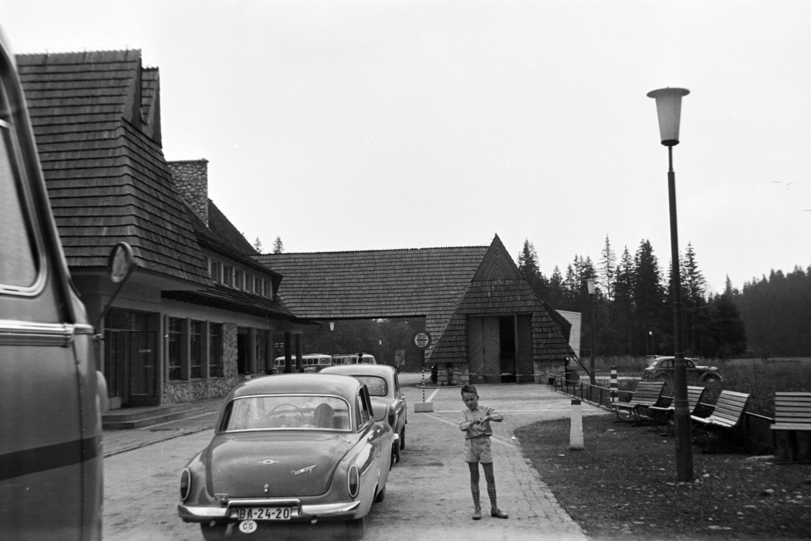 Poland,Slovakia, High Tatras, Łysa Polana, határátkelő., 1964, Szűcs Lóránd, Czechoslovakia, Fortepan #196332