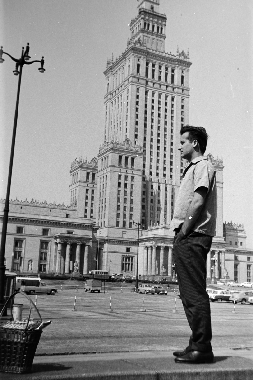 Poland, Warsaw, plac Defilad (Felvonulás tér), a Kultúra és Tudomány Palotája., 1964, Szűcs Lóránd, Fortepan #196357