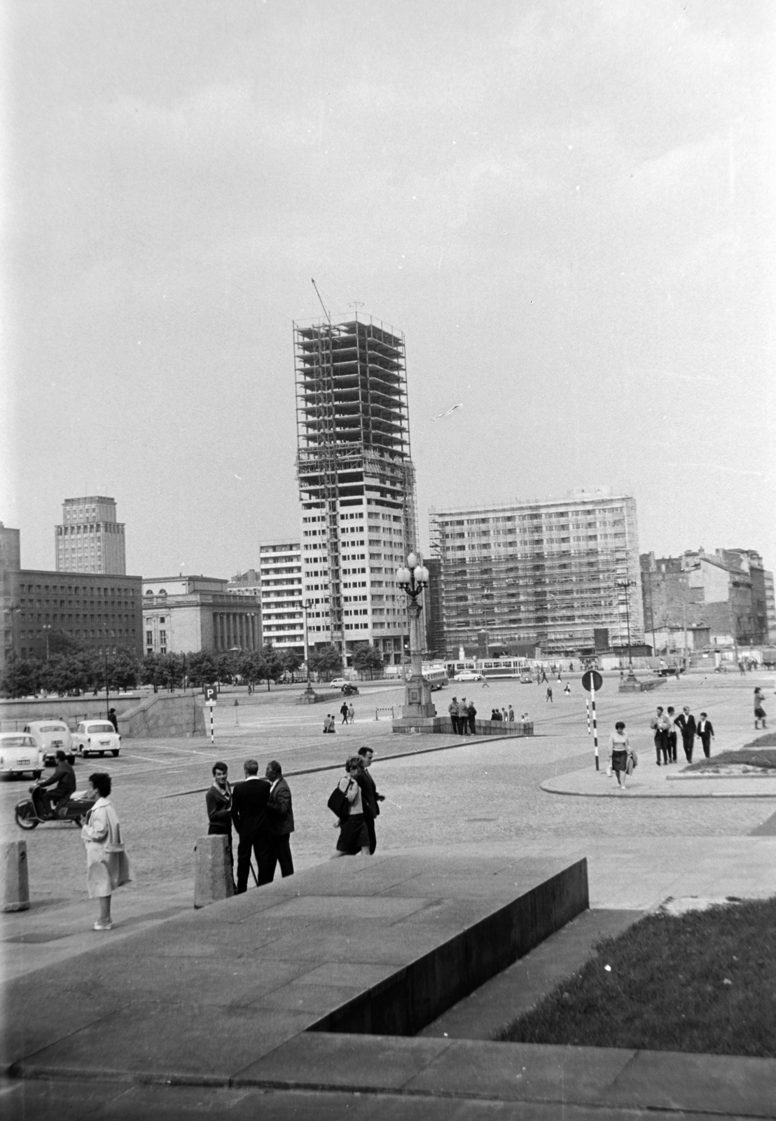 Poland, Warsaw, plac Defilad (Felvonulás tér) az ulica Marszalkowska felé nézve., 1964, Szűcs Lóránd, Fortepan #196363