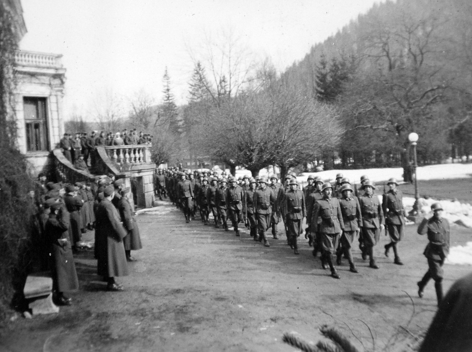 Ukraine, Szvjatoszlav herceg utca, Groedel-kastély., 1942, Fortepan, second World War, soldier, Fortepan #19637