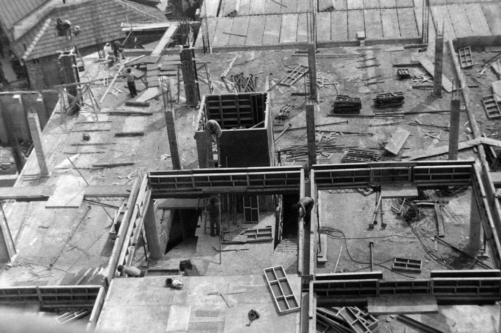 Romania,Transylvania, Sînmartin, Félixfürdő, kilátás az építés alatt álló Hotel International-ból., 1978, Szűcs Lóránd, Fortepan #196633