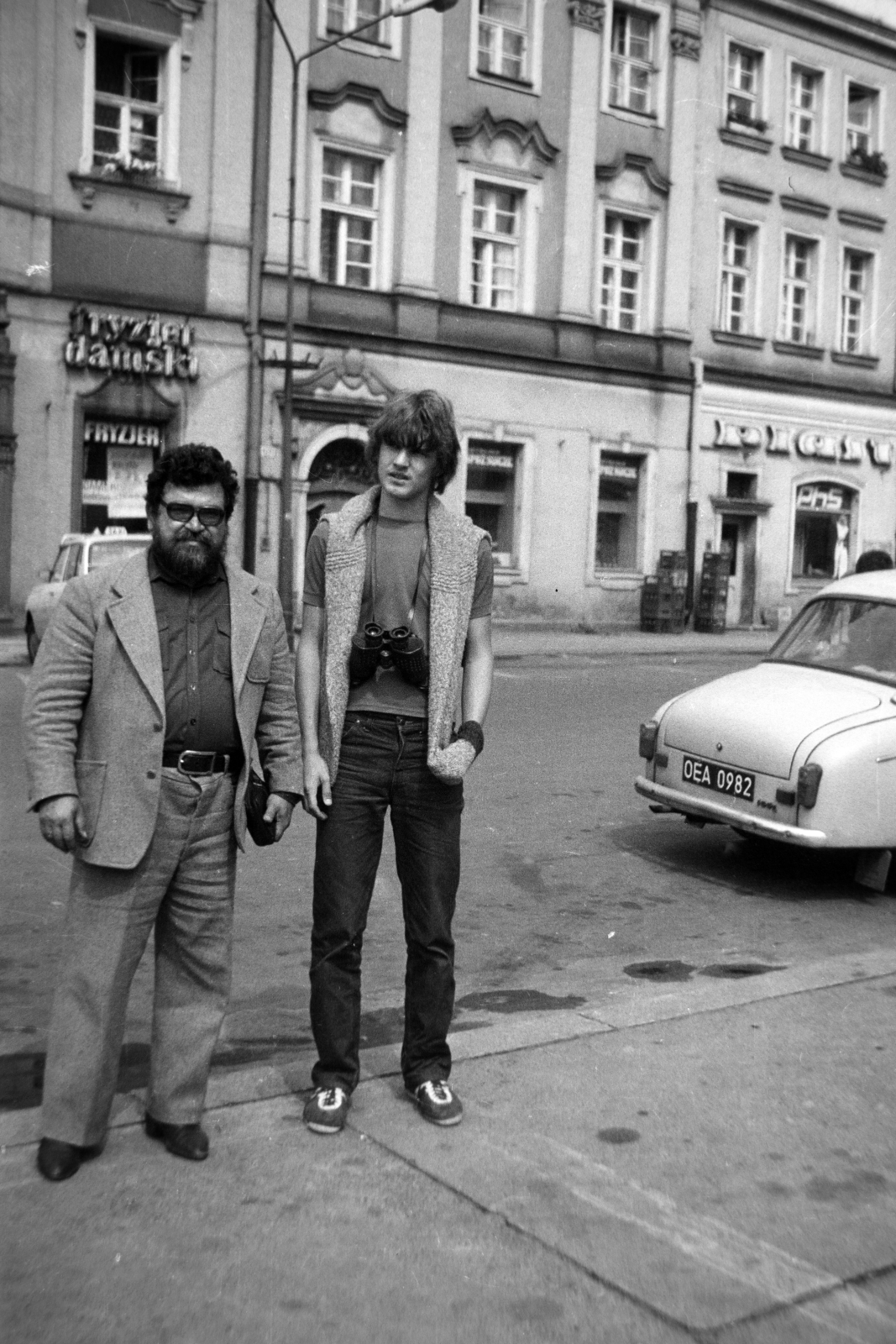 Poland, Opole, Rynek, háttérben a 12. és 13-14 számú ház., 1977, Szűcs Lóránd, Fortepan #196676