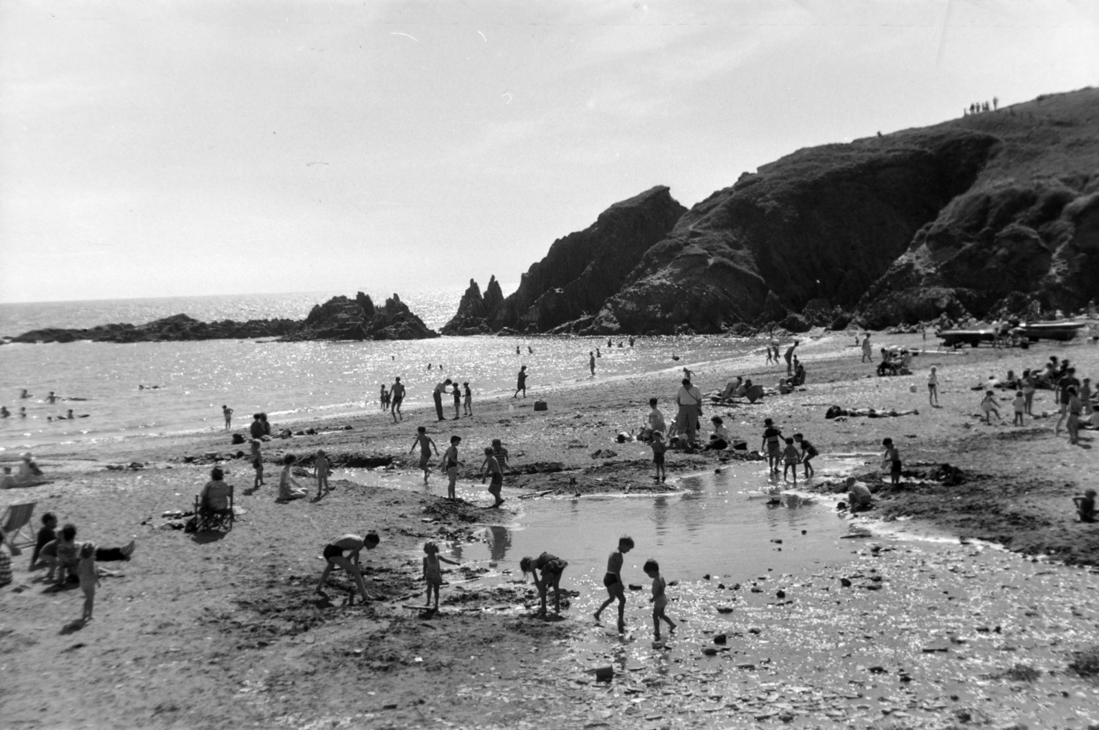 Egyesült Királyság, Kingsbridge, Challaborough beach., 1960, Martin Kornél, tengerpart, pancsolás, Fortepan #196860