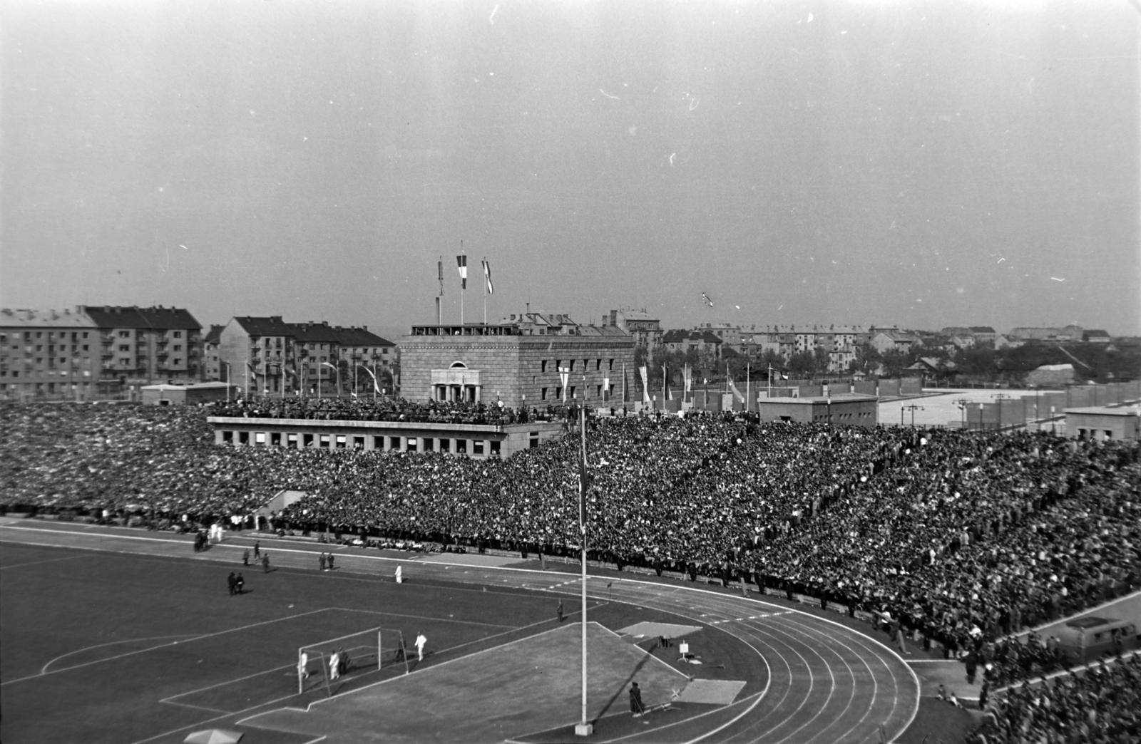 Hungary, Népstadion, Budapest XIV., Magyarország - Anglia (7:1) válogatott labdarúgó-mérkőzés 1954. május 23-án., 1954, Martin Kornél, Budapest, picture, auditorium, football, Fortepan #196889