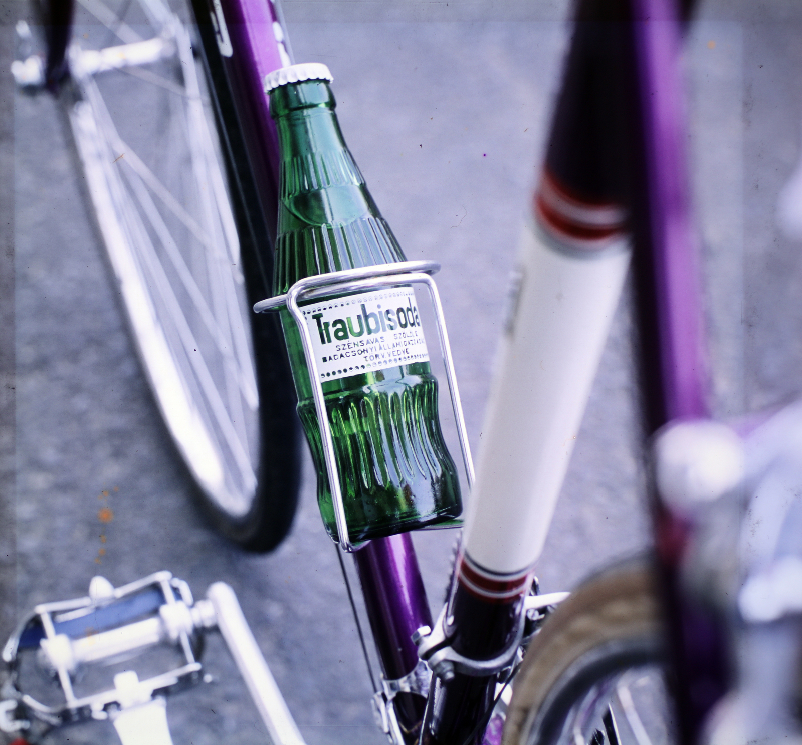 Hungary, 1980, Tóth József Füles, advertising photography, refreshments, bicycle, Fortepan #196998