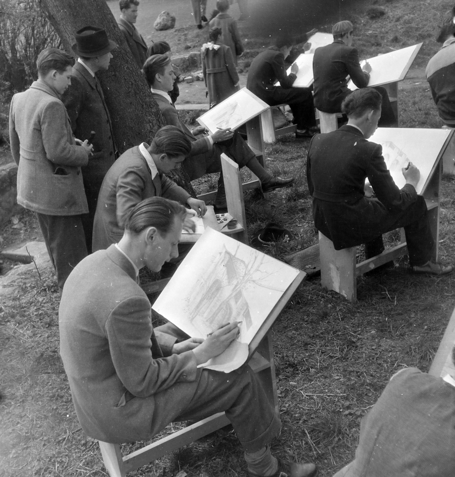 1955, Keveházi János, photo aspect ratio: square, peeking, footstool, drawing board, Fortepan #197212