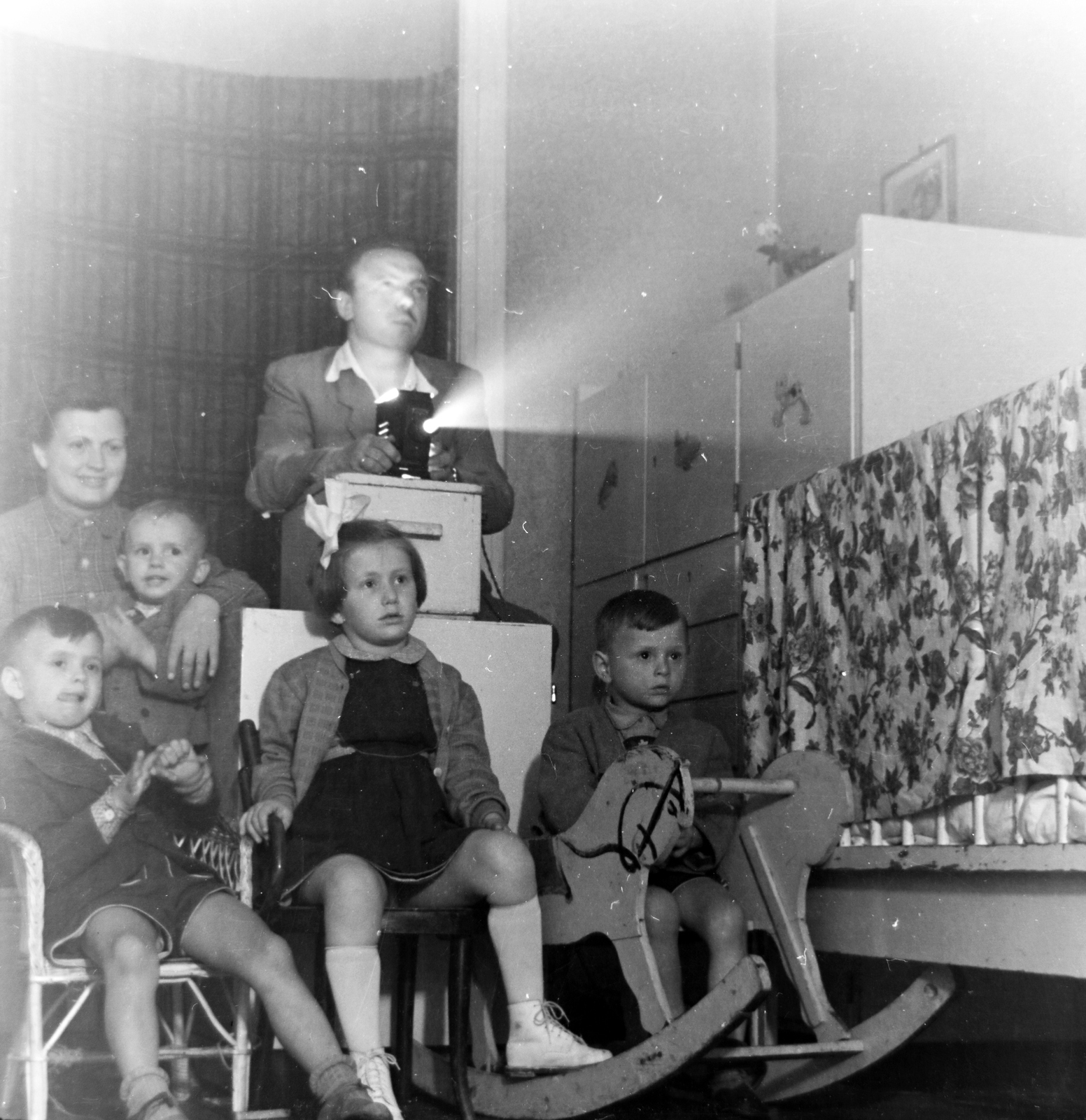 1956, Keveházi János, photo aspect ratio: square, family, movie projector, hobby horse, Fortepan #197365
