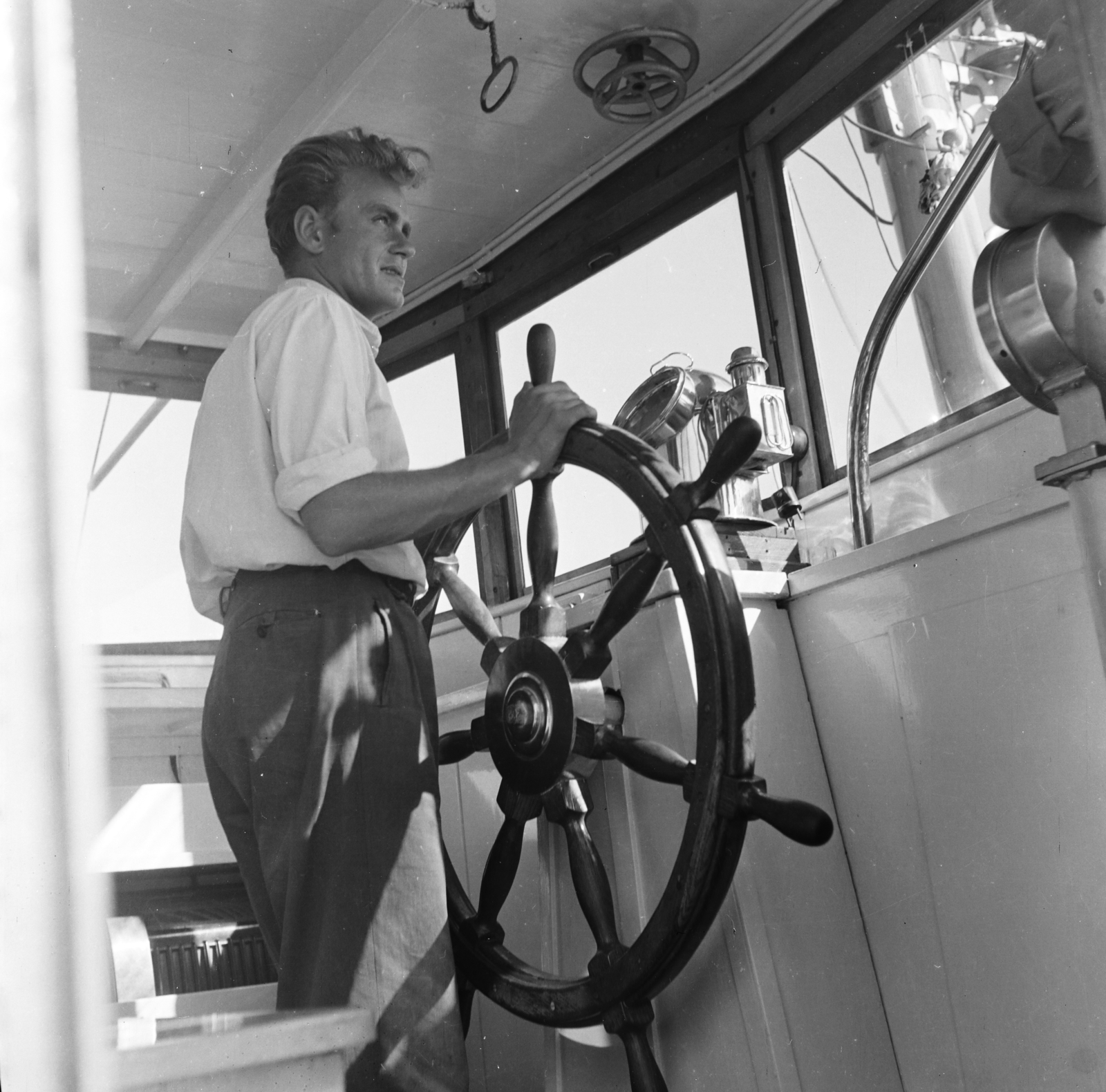 Hungary,Lake Balaton, 1959, Keveházi János, ship, steering wheel, Fortepan #197715