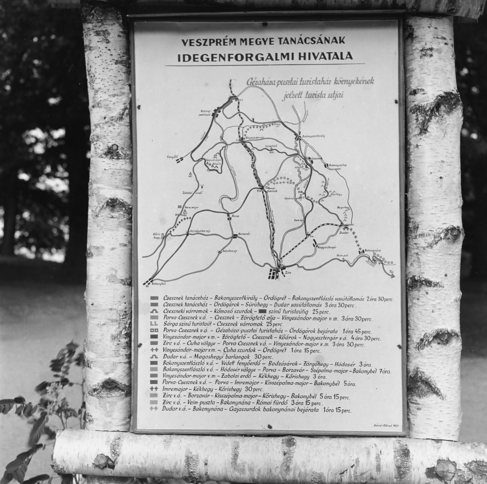 Hungary, Csesznek, Gézaháza, turistaház., 1959, Keveházi János, touring map, map, Fortepan #197741