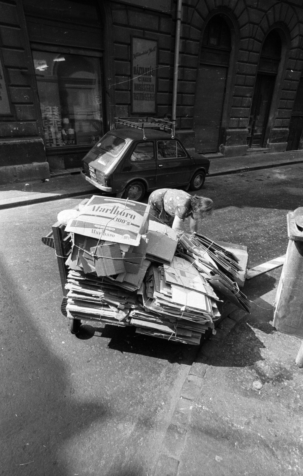 Hungary, Budapest VII., Dob utca, háttérben a 24. számú ház., 1979, Szalay Zoltán, Budapest, Fortepan #197865