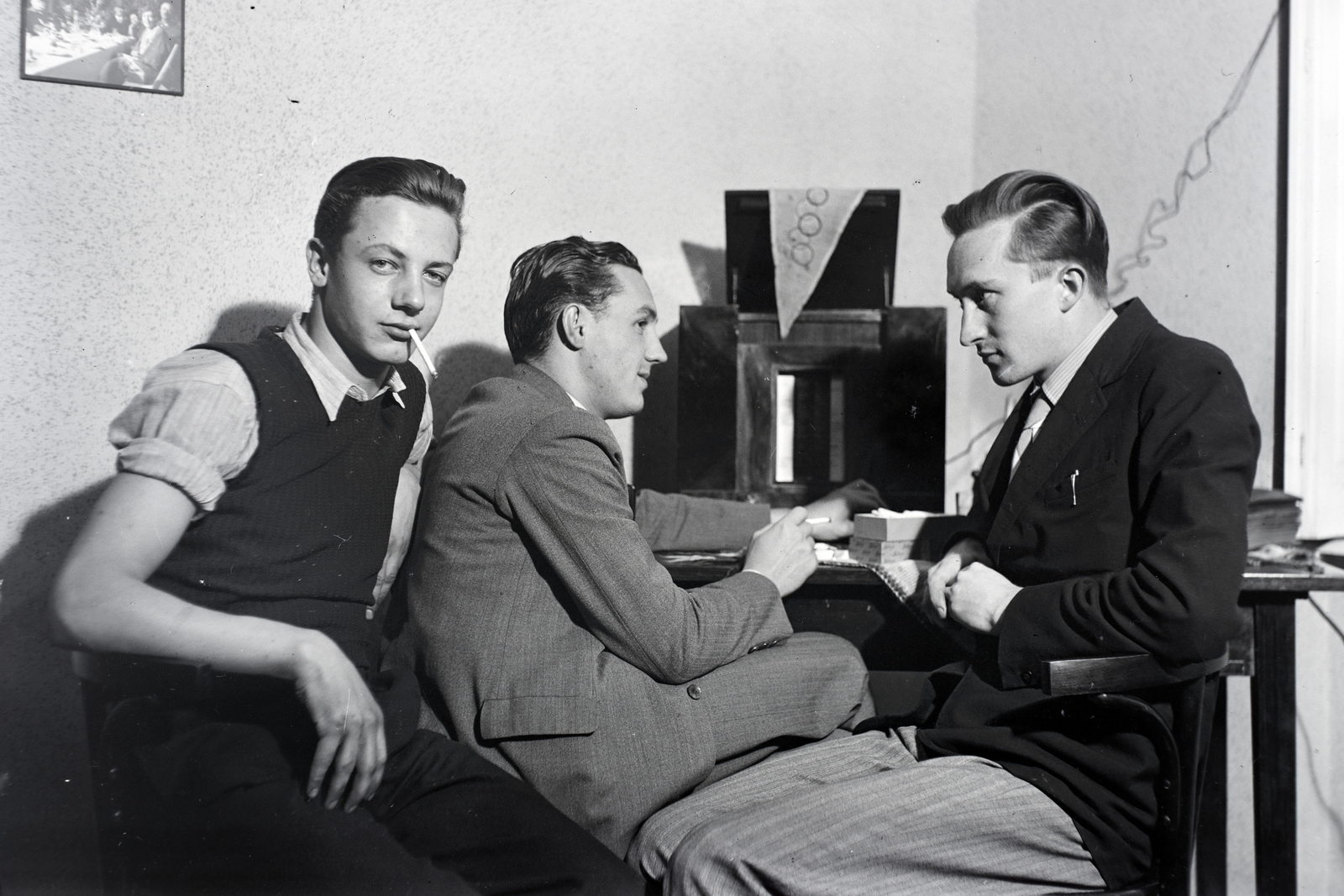 1935, Privát Fotó és Film Archívum-Höfler Tibor gyűjtemény, radio, Best of, three people, Fortepan #19790