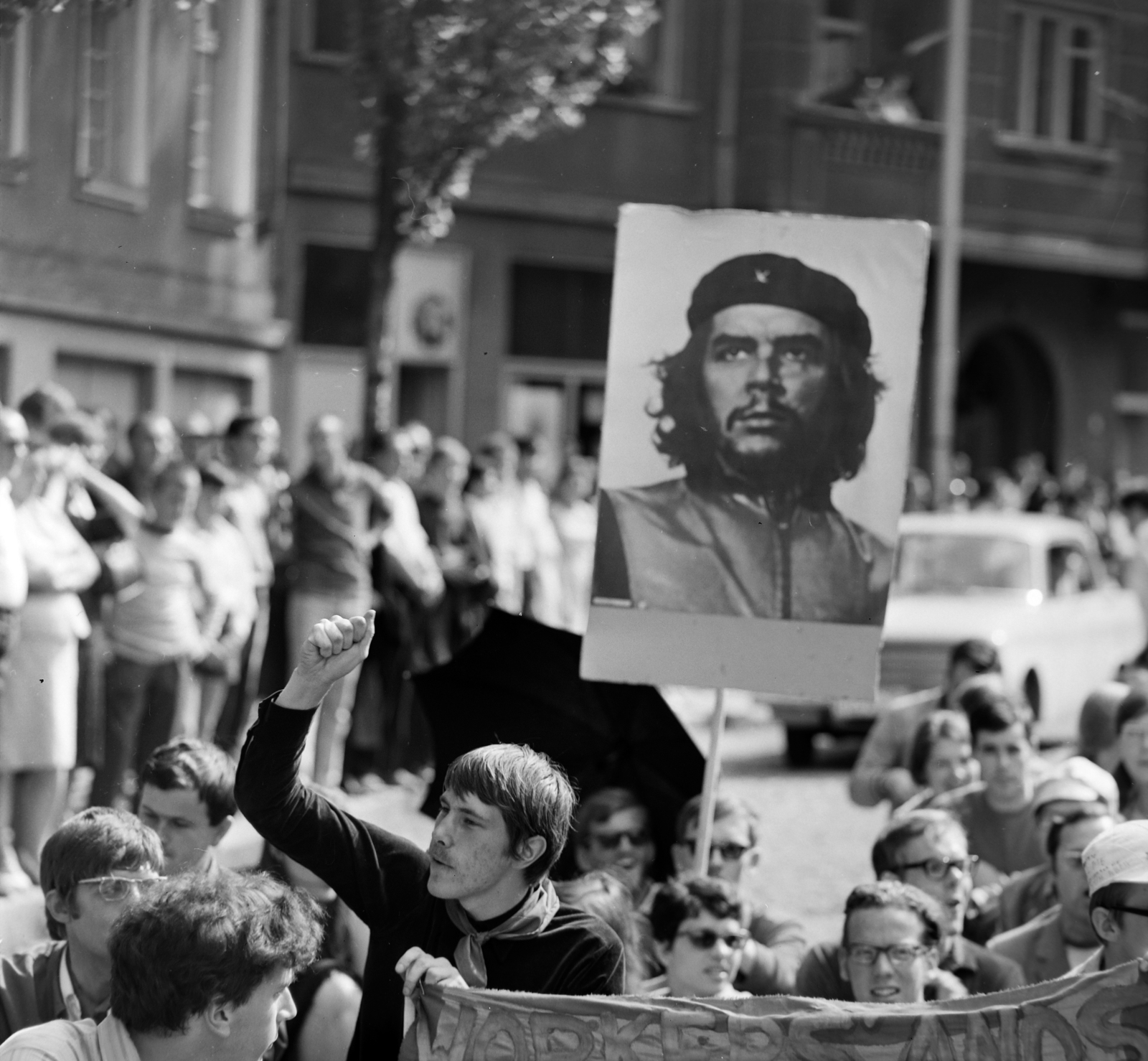 Bulgaria, Sofia, a felvétel a IX. VIT (Világifjúsági Találkozó) idején készült., 1968, Szalay Zoltán, poster, Fortepan #198444