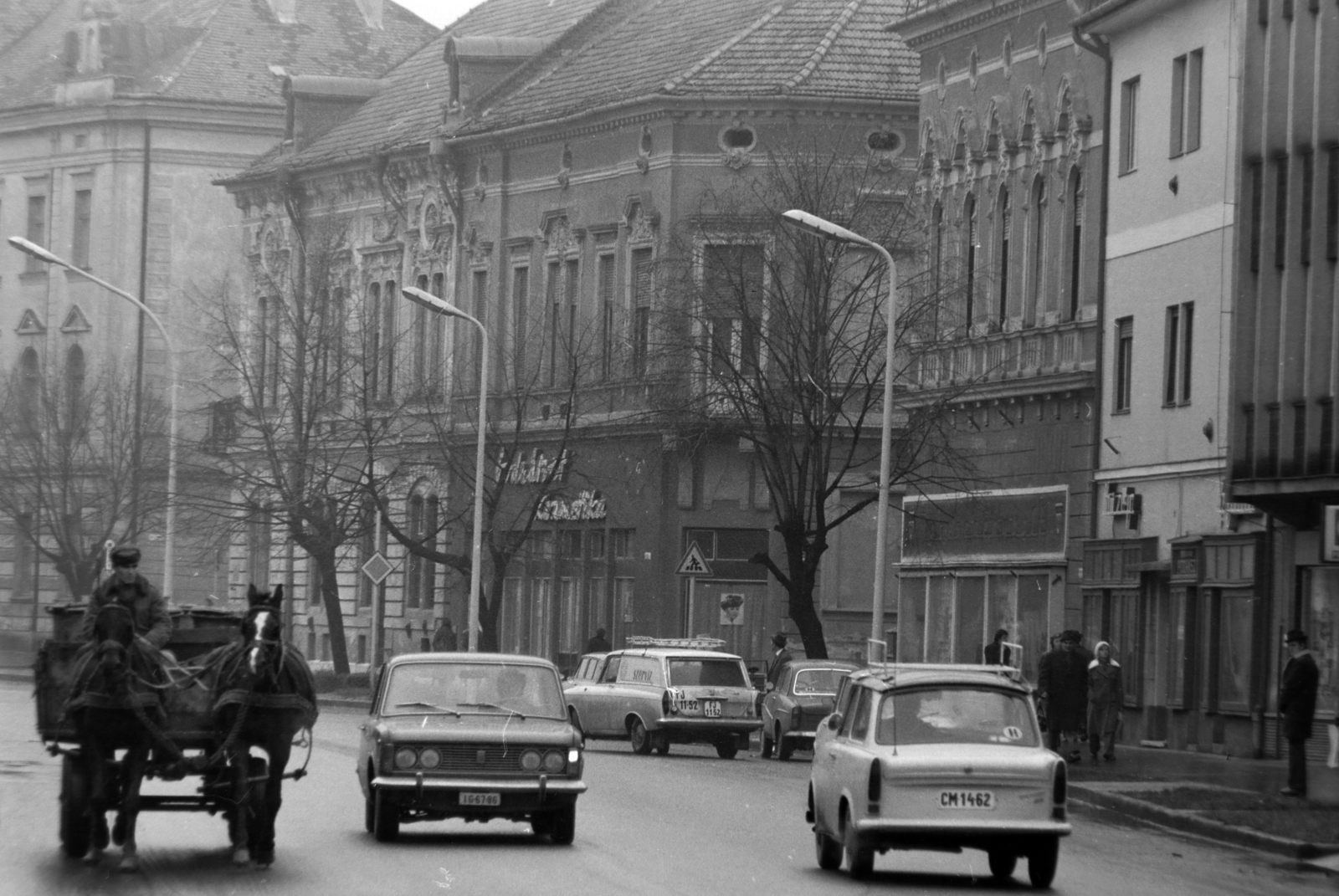 Hungary, Zalaegerszeg, Rákóczi Ferenc utca, szemben kissé jobbra a Mártírok útja torkolata., 1974, Szalay Zoltán, number plate, Moskvith 433/434, Fortepan #198917