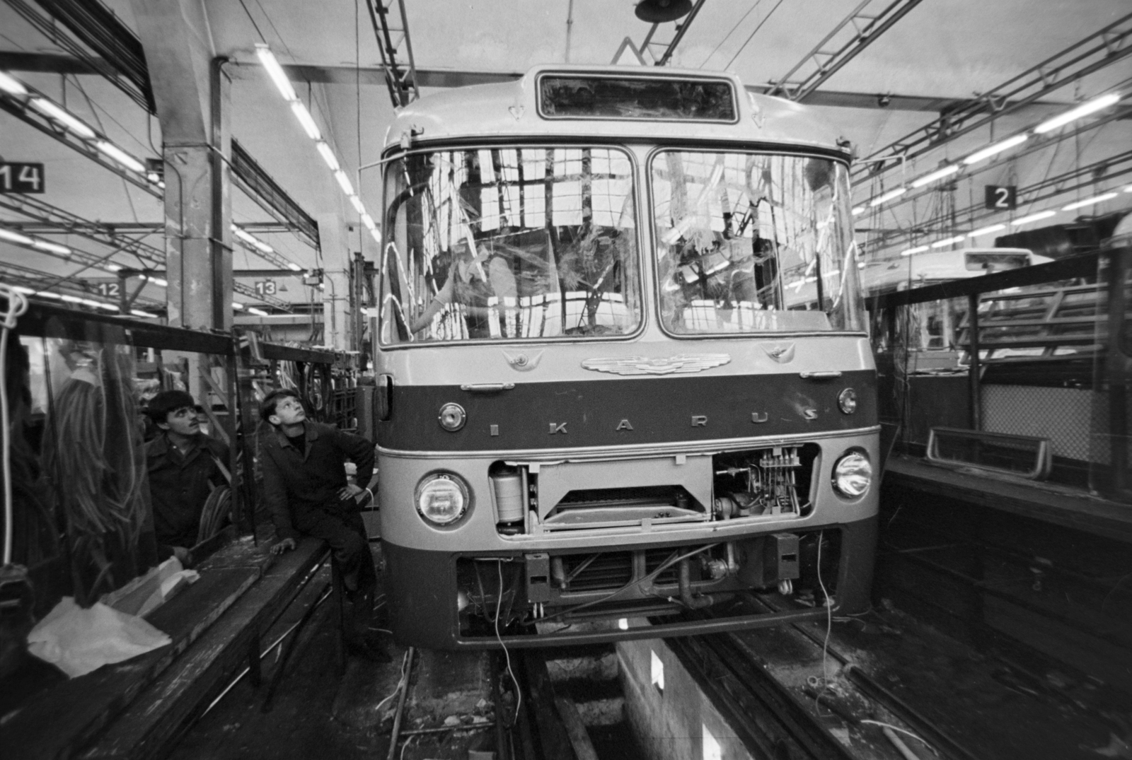 Hungary, Budapest XVI., Margit utca, az IKARUS mátyásföldi gyártelepe., 1969, Szalay Zoltán, Budapest, Fortepan #199200