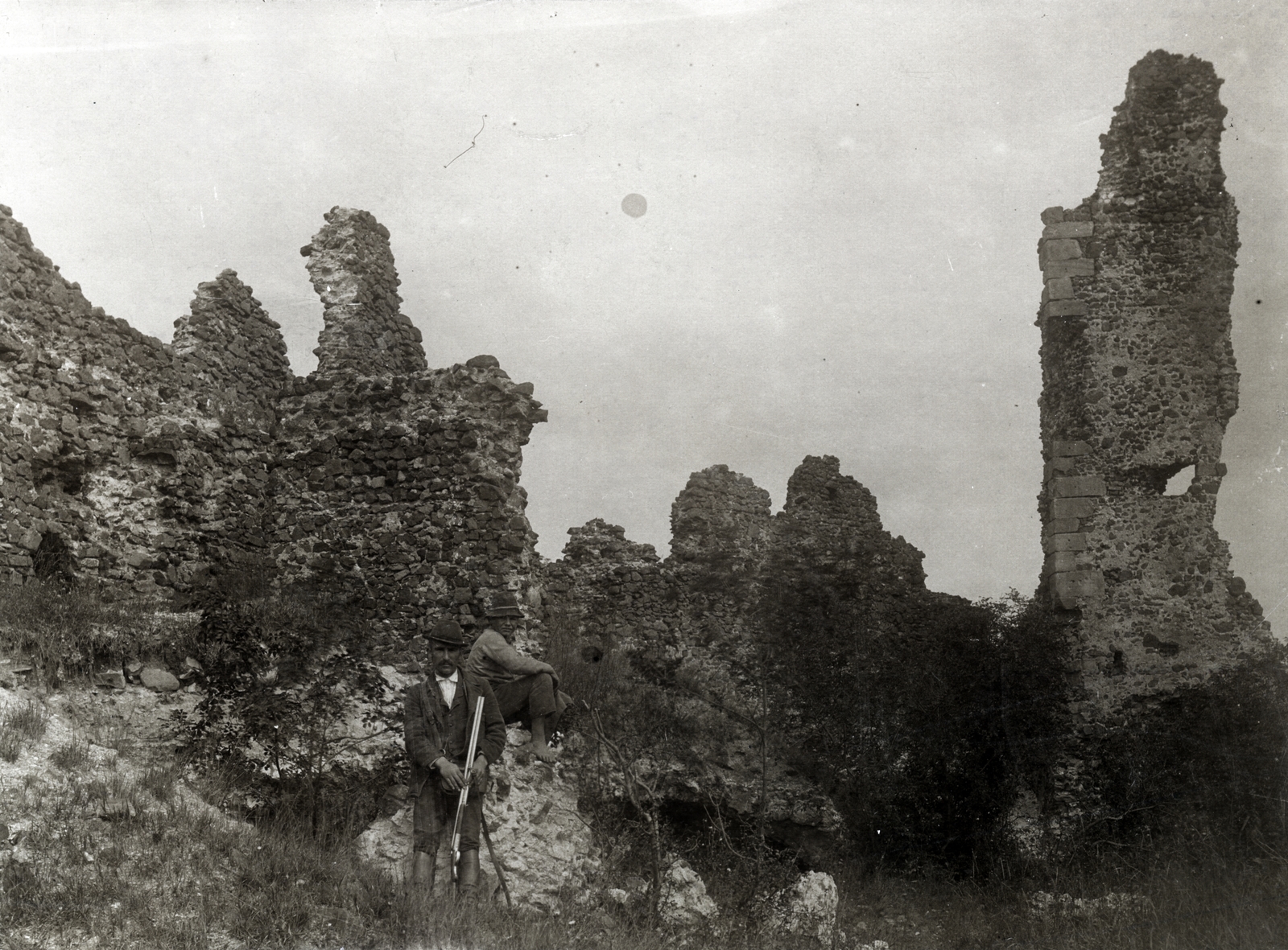 Hungary, Zalaszántó, Tátika-vár., 1916, Amberger Dániel, castle ruins, Fortepan #199254