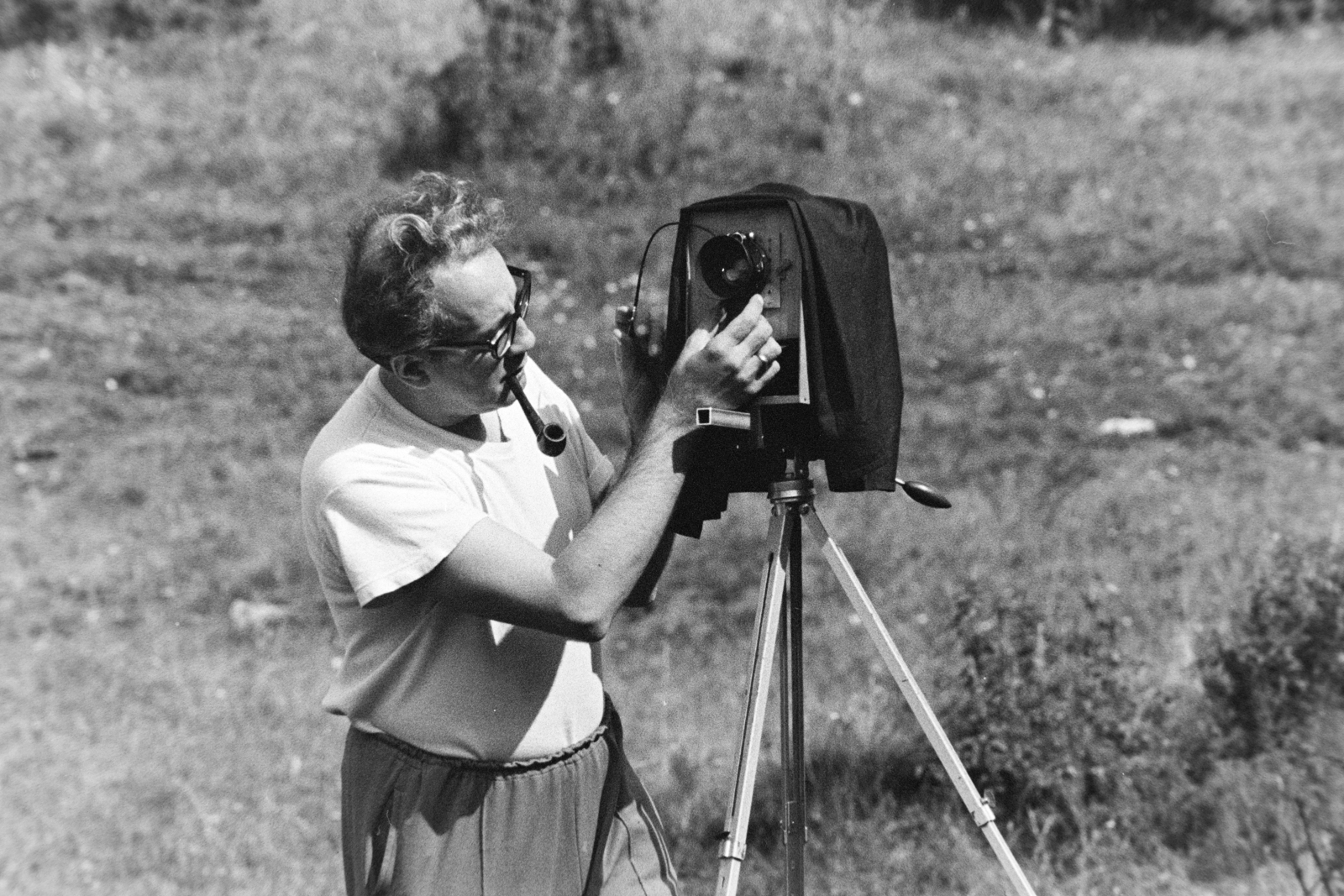 1975, Antal Gábor, pipe, photographer, camera, photography, boxer machine, Fortepan #199301