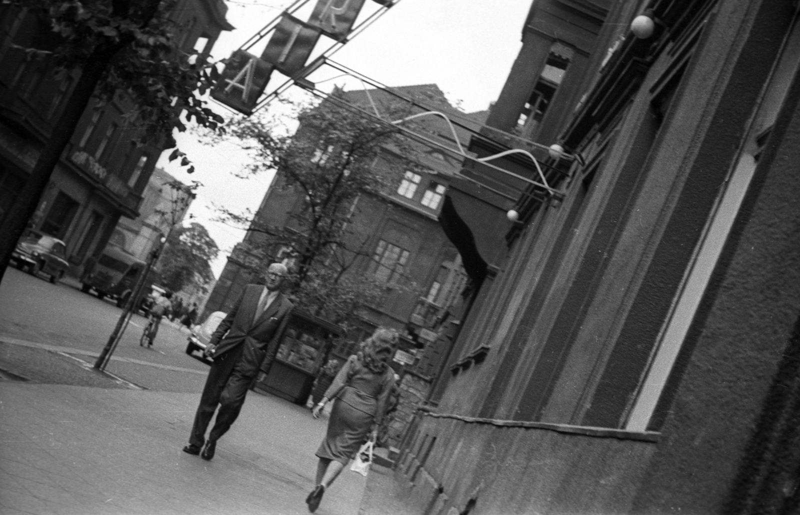 Poland, Katowice, ulica Mariacka az ulica Mielęckiego felé nézve., 1962, Bernhardt, Fortepan #199710