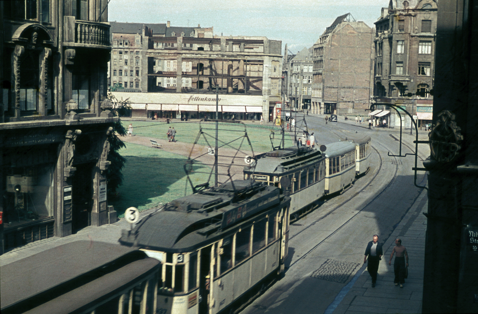 Németország, Lipcse, Brühl, a kép bal szélén az 52. számú ház, a Gloecks-ház., 1960, Bernhardt, színes, NDK, Fortepan #199733